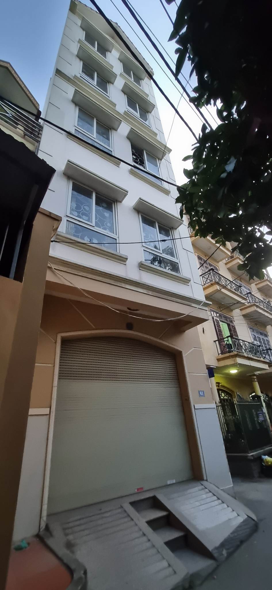 BÁN NHÀ NGÕ 2 HÀO NAM QUẬN ĐỐNG ĐA, DIỆN TÍCH TO - MẶT TIỀN RỘNG GIÁ 10 TỶ.