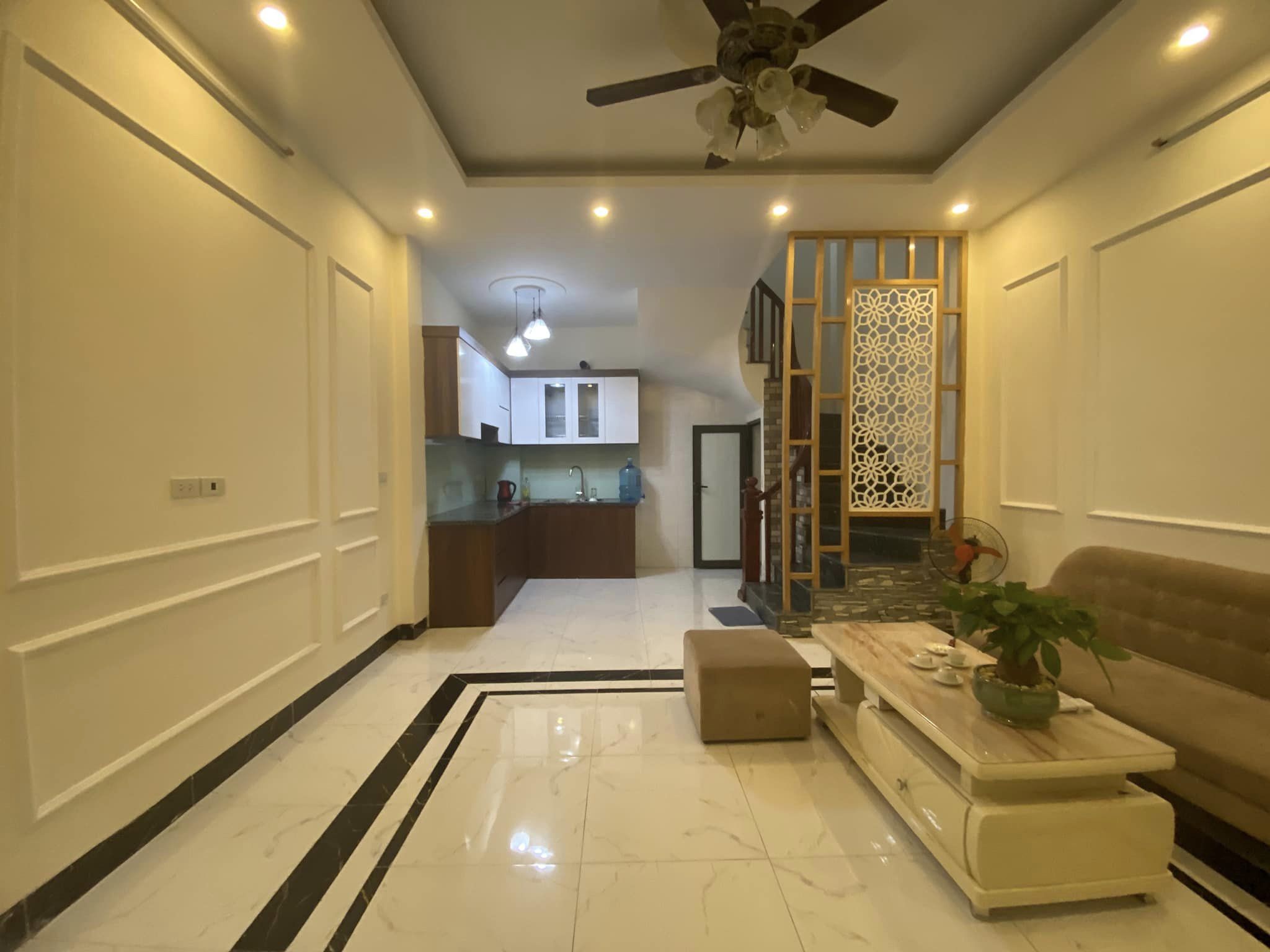 HOT! Kinh doanh dòng tiền - nhà Yên Hòa ,15m ô tô , ngõ 3 gác, thoáng, nông, dt 52m, 4,95 tỷ.