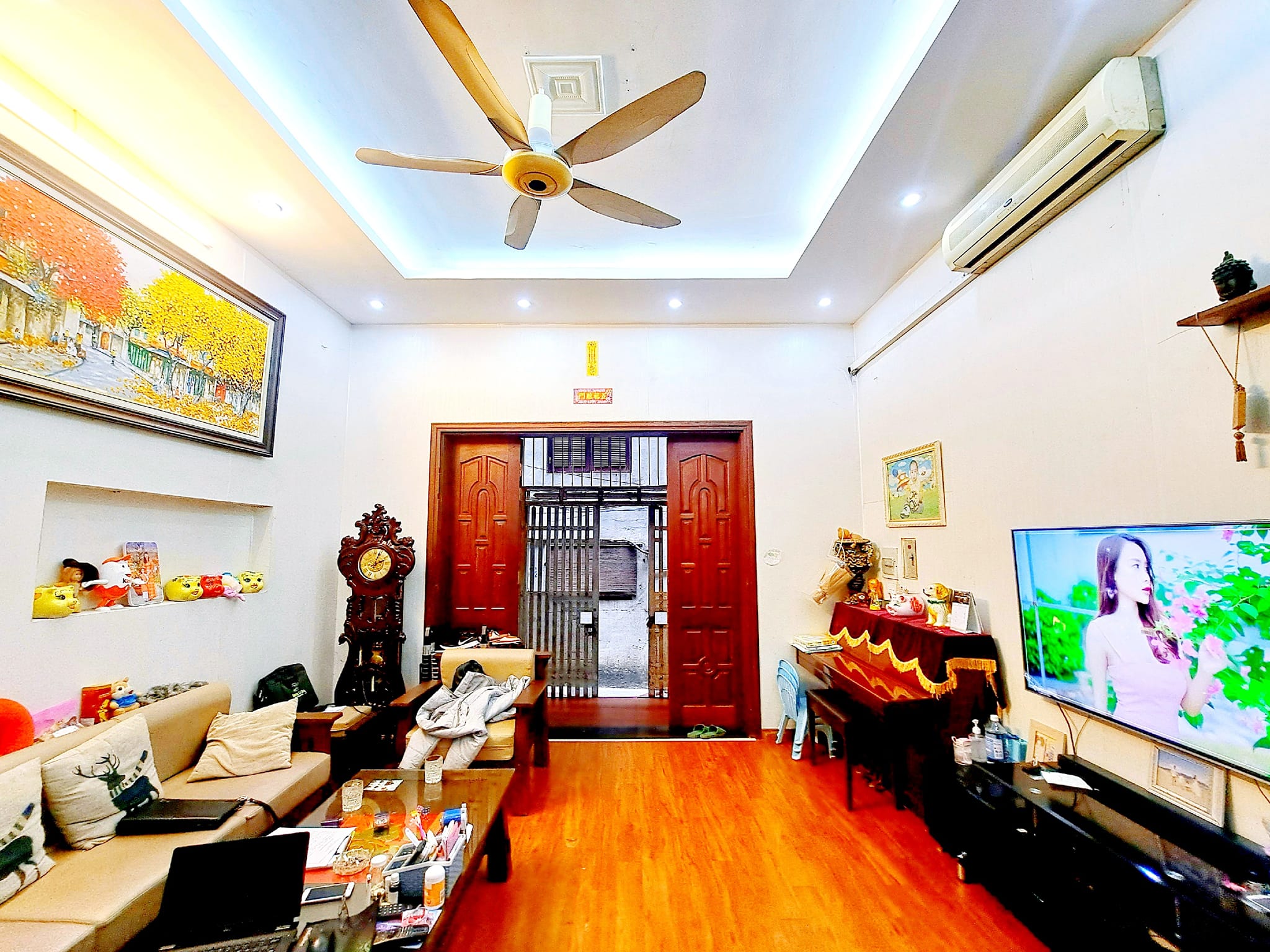 BÁN NHÀ LIỄU GIAI 9.2 TỶ 57M2 4T MT 4.5M-NGÕ THÔNG-SÁT PHỐ-NỘI THẤT ĐỈNH-AN NINH ĐẢM BẢO