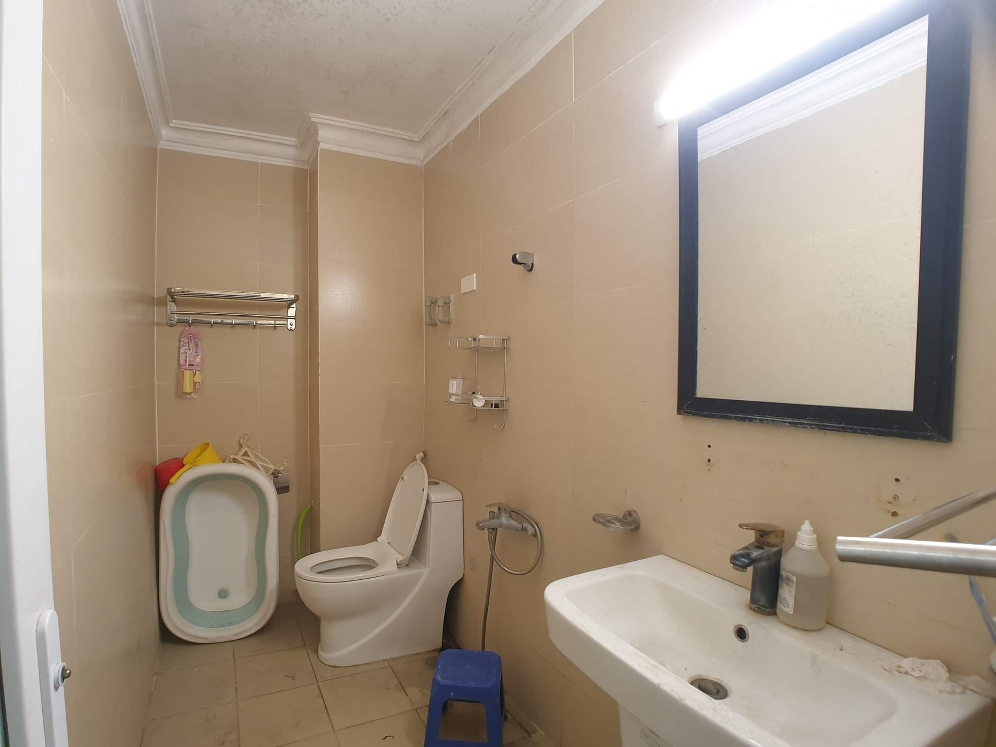 Bán nhà Thái Hà, 59m2 x 3 tầng, lô góc, TT Đống Đa, 10m ô tô tránh, ở hoặc kinh doanh, 8.2 tỷ