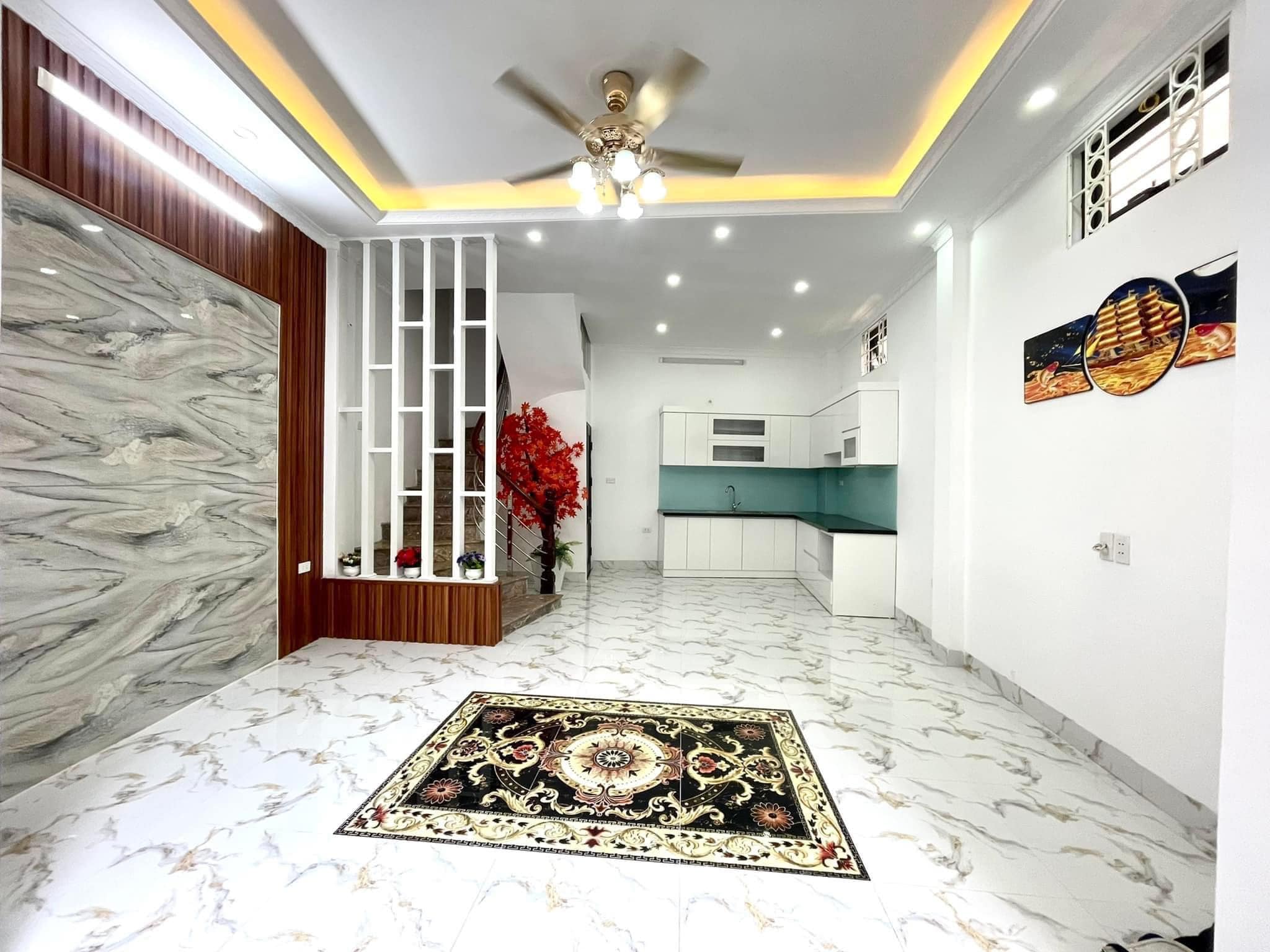 CHỈ 2.85 TỶ ĐÃ CÓ NHÀ 5 TẦNG TỨ HIỆP Ô TÔ NHỎ ĐỖ CỔNG