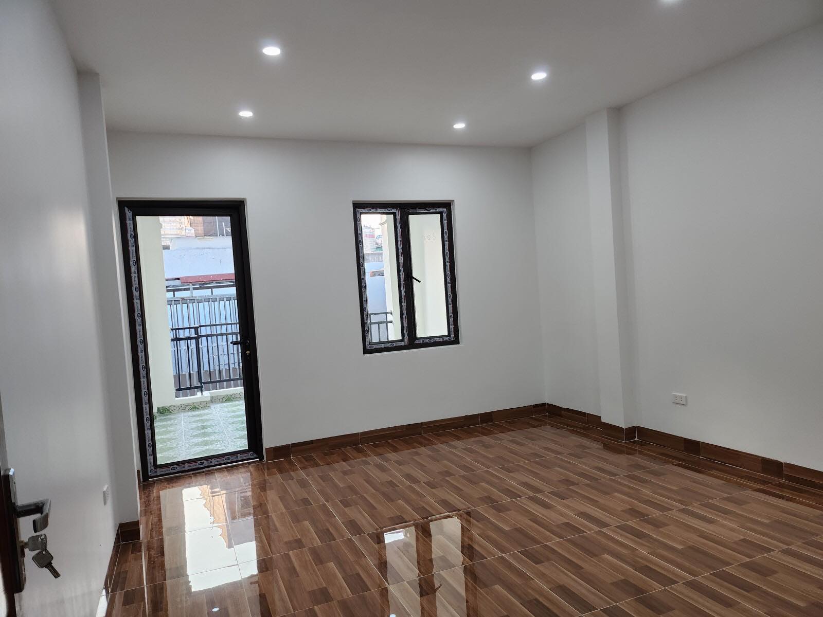 Cực hiếm có 1 0 2 Cần Bán nhà riêng rẻ nhất Phố Hàm Nghi , Mỹ Đình, Nam Từ Liêm 59m 5 tầng chỉ 8,x tỷ