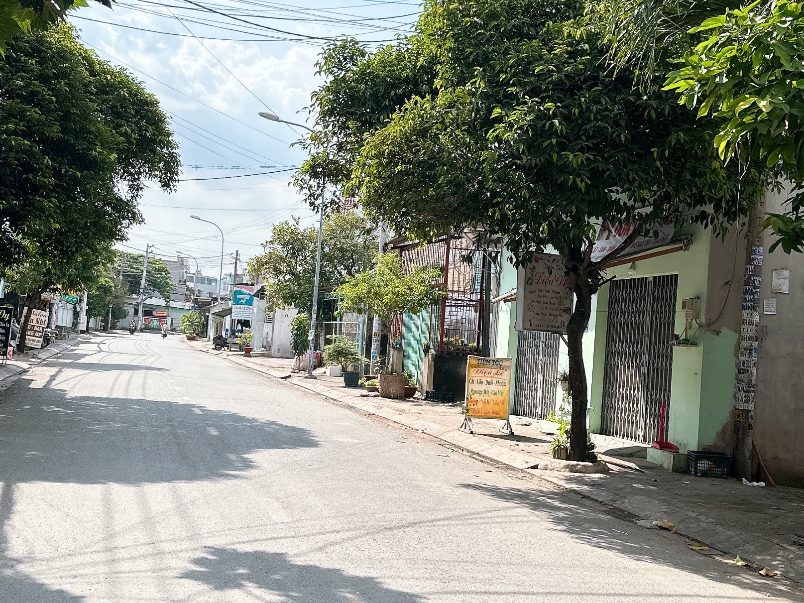 DƯỚI 2 TỶ CÓ NHÀ 2T, 4X6, HẺM XE HƠI, TRUNG TÂM Q12