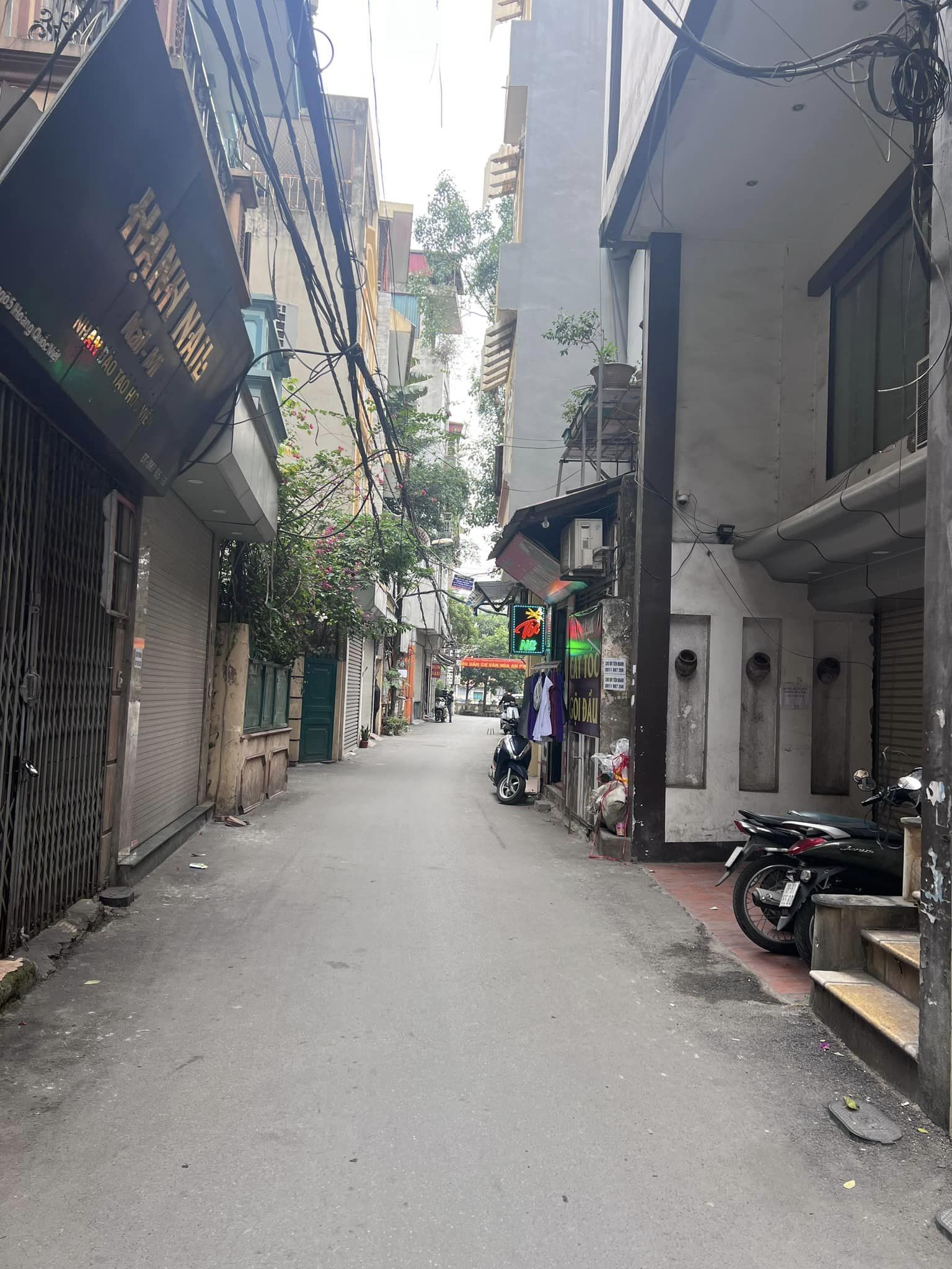 CHÍNH CHỦ BÁN NHÀ HOÀNG QUỐC VIỆT, 52/60MT1 -5 TẦNG-MT 5.8M, Ô TÔ ĐỖ CỬA, NHỈNH 9.5 TỶ