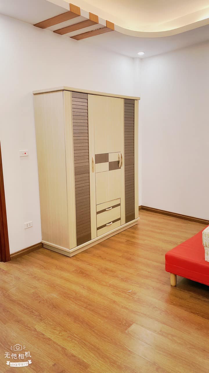 Nhà Đẹp Tây Hồ Rộng 33m2 - 5 Tầng - Mặt Tiền 5m - Giá Nhỉnh 4 tỷ.