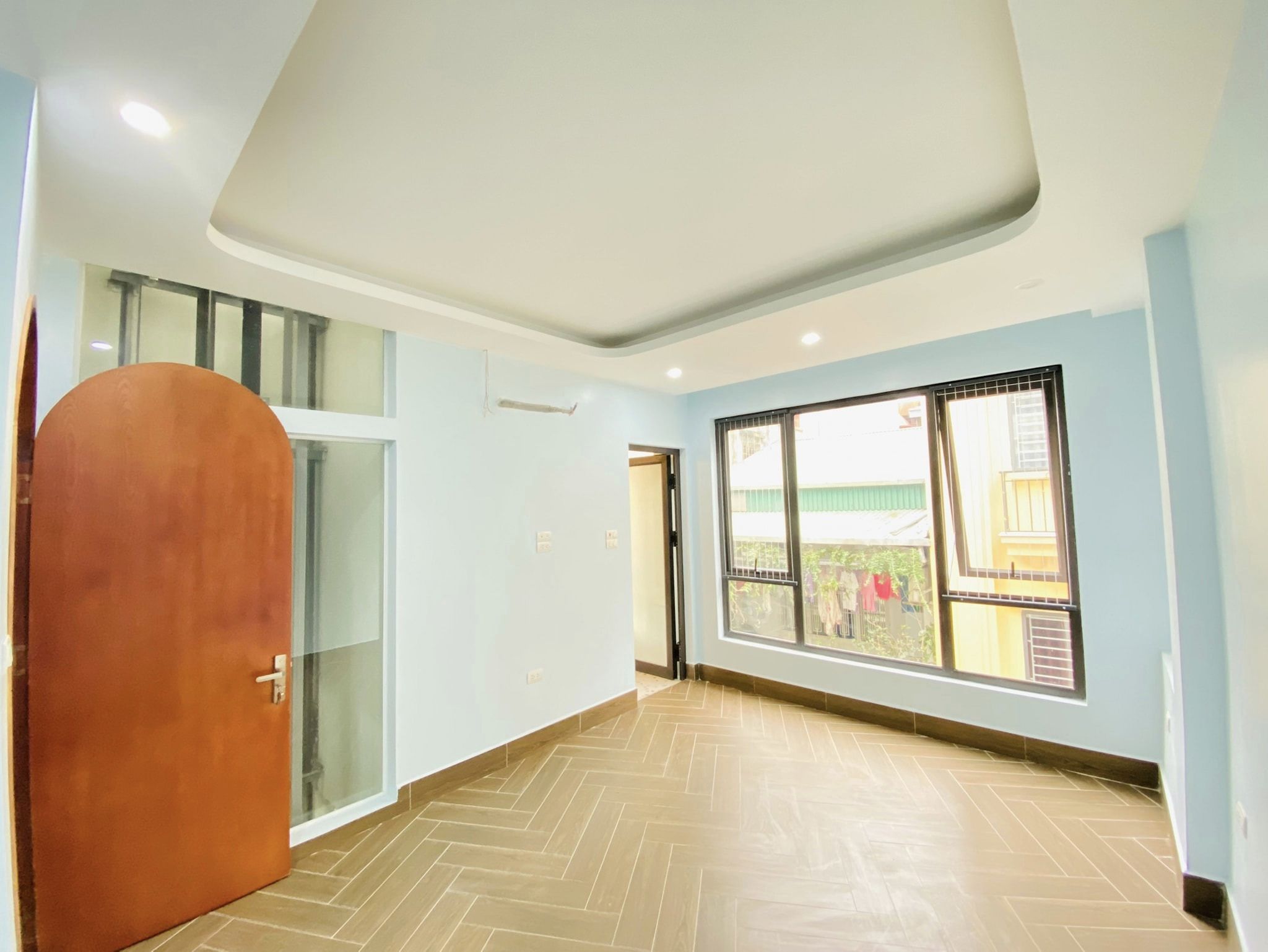 BÁN NHÀ DƯƠNG QUẢNG HÀM 12.45 TỶ 72M2 5T MT 6.3M – OTO TRÁNH-OTO VÀO NHÀ-KINH DOANH-CỰC ĐẸP