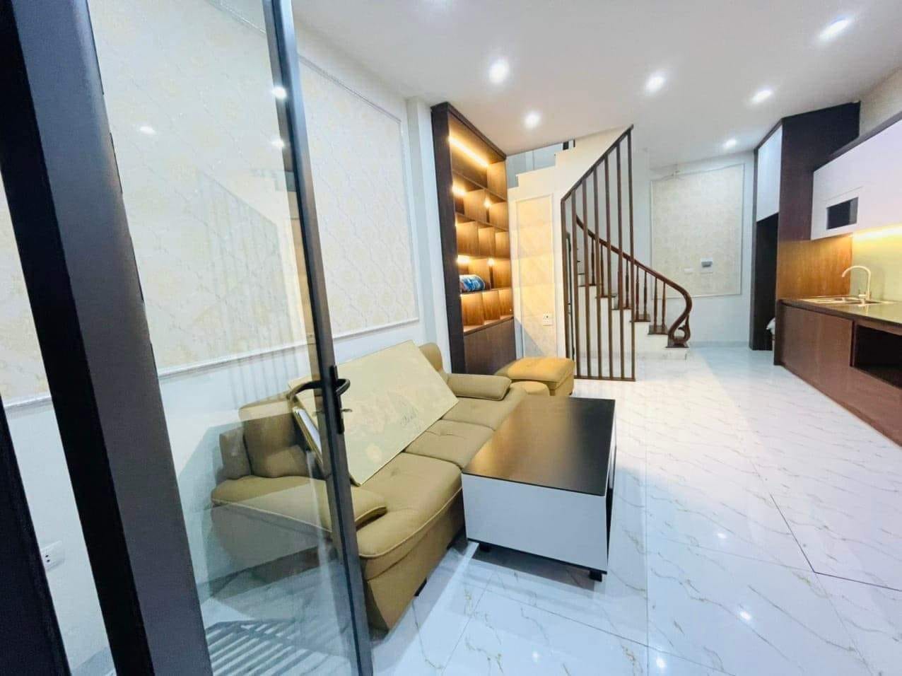 Giá vỡ mật ! Khương Hạ _Mới Cóng_sát oto_34m2*5T