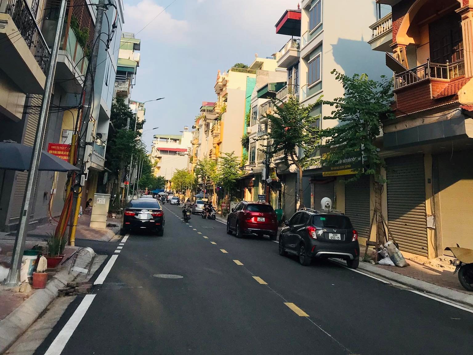 BẤT NGỜ CHƯA? Nhỉnh 2 tỷ có ngay Nhà 35Mx4T TT Văn Điển, oto tránh, tiện ích bạt ngàn