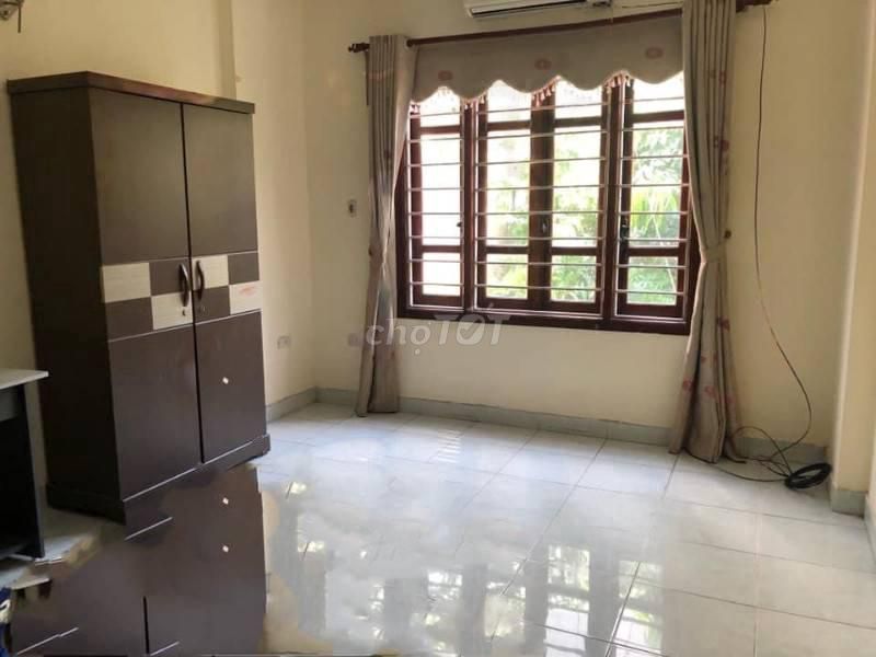 CHO THUÊ NHÀ NGUYÊN CĂN 4 TẦNG, NGỌC THỤY GIÁ 7 TR/ TH