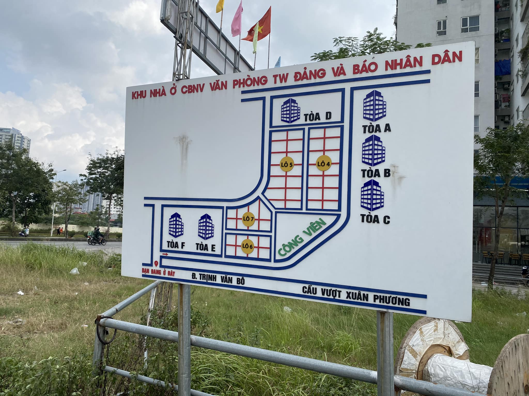 Bán nhà Trịnh Văn Bô 80m2x4T, MT 5m5, phân lô vỉa hè ô tô đỗ, kinh doanh VP, 12.8 tỷ