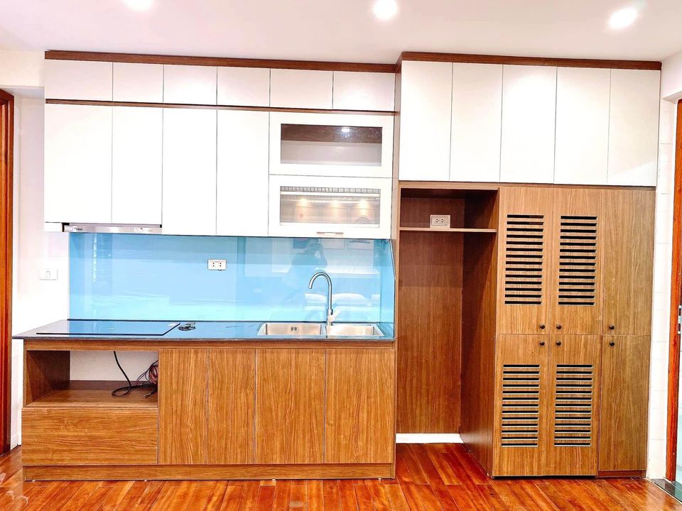 Bán CCMN phố Lê Thanh Nghị,162m2 , Dòng tiền, kinh doanh, oto, Hiếm nhà bán.