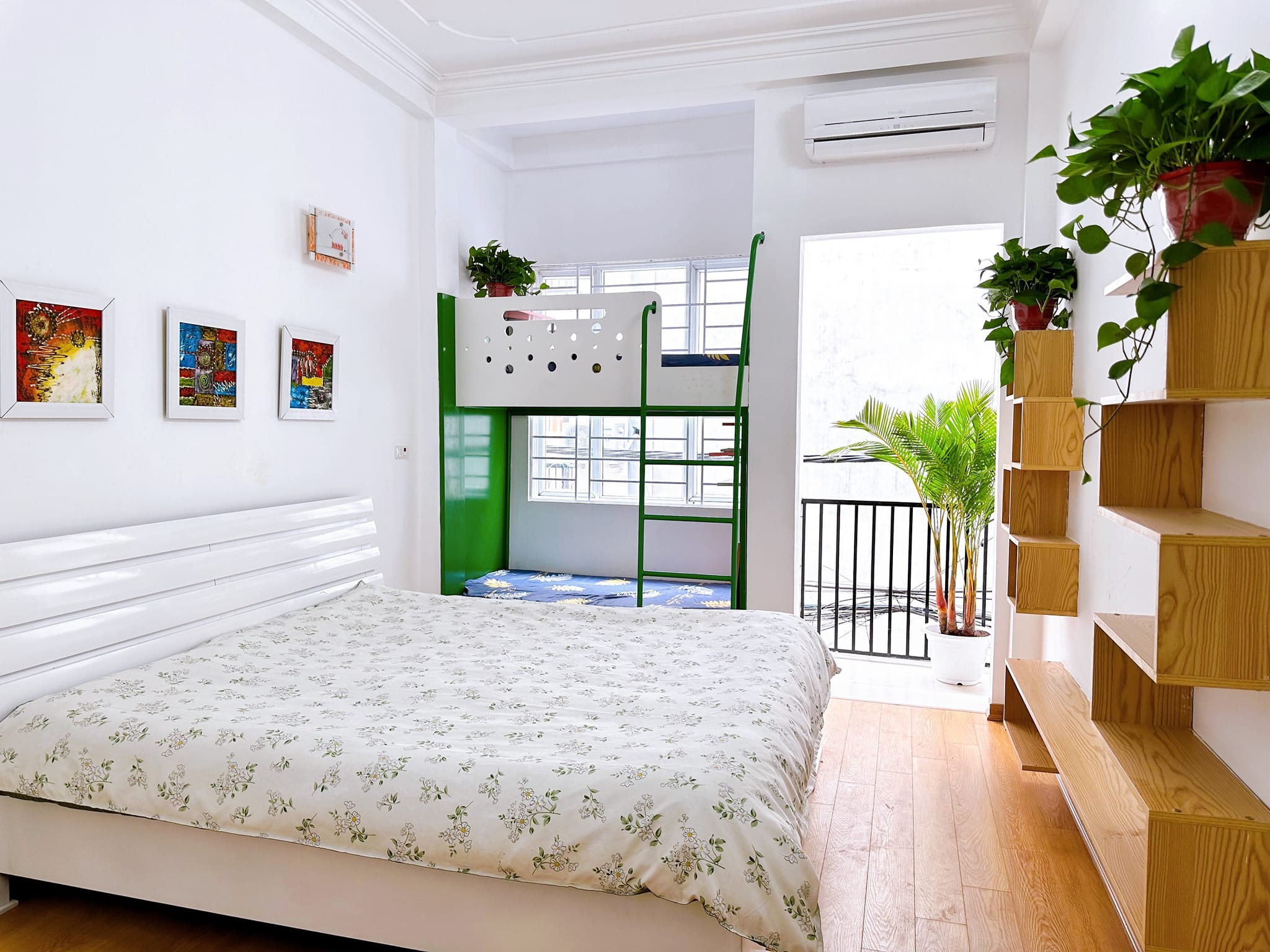 BÁN NHÀ CHUNG CƯ MINI TRUNG KÍNH QUẬN CẦU GIẤY 50M 5 TẦNG 6,3 TỶ 9 PHÒNG FULL NỘI THẤT CHO THUÊ 50TR/THÁNG