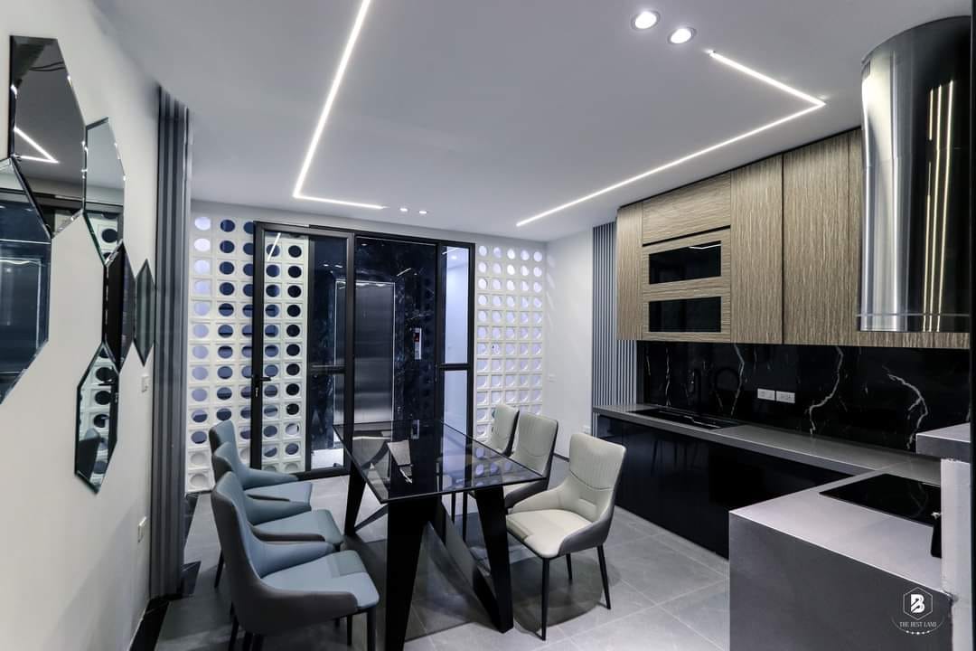 BÁN NHÀ TRUNG TÂM HÀ ĐÔNG LÔ GÓC KD SẦM UẤT 6 TẦNG THANG MÁY VÙ VÙ 70M2 GIÁ NHỈNH 11 TỶ