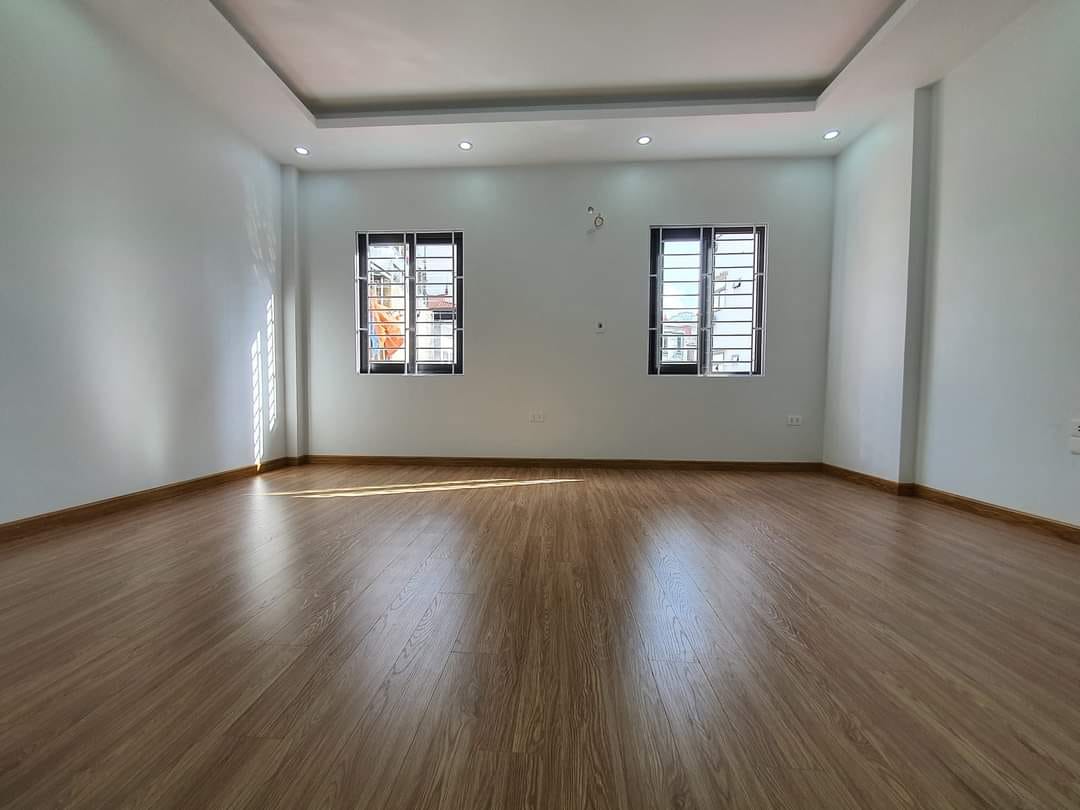 BÁN NHÀ MỚI ĐÓN TẾT KHU PHÂN LÔ 38 XUÂN LA - 35M2 X 5 TẦNG