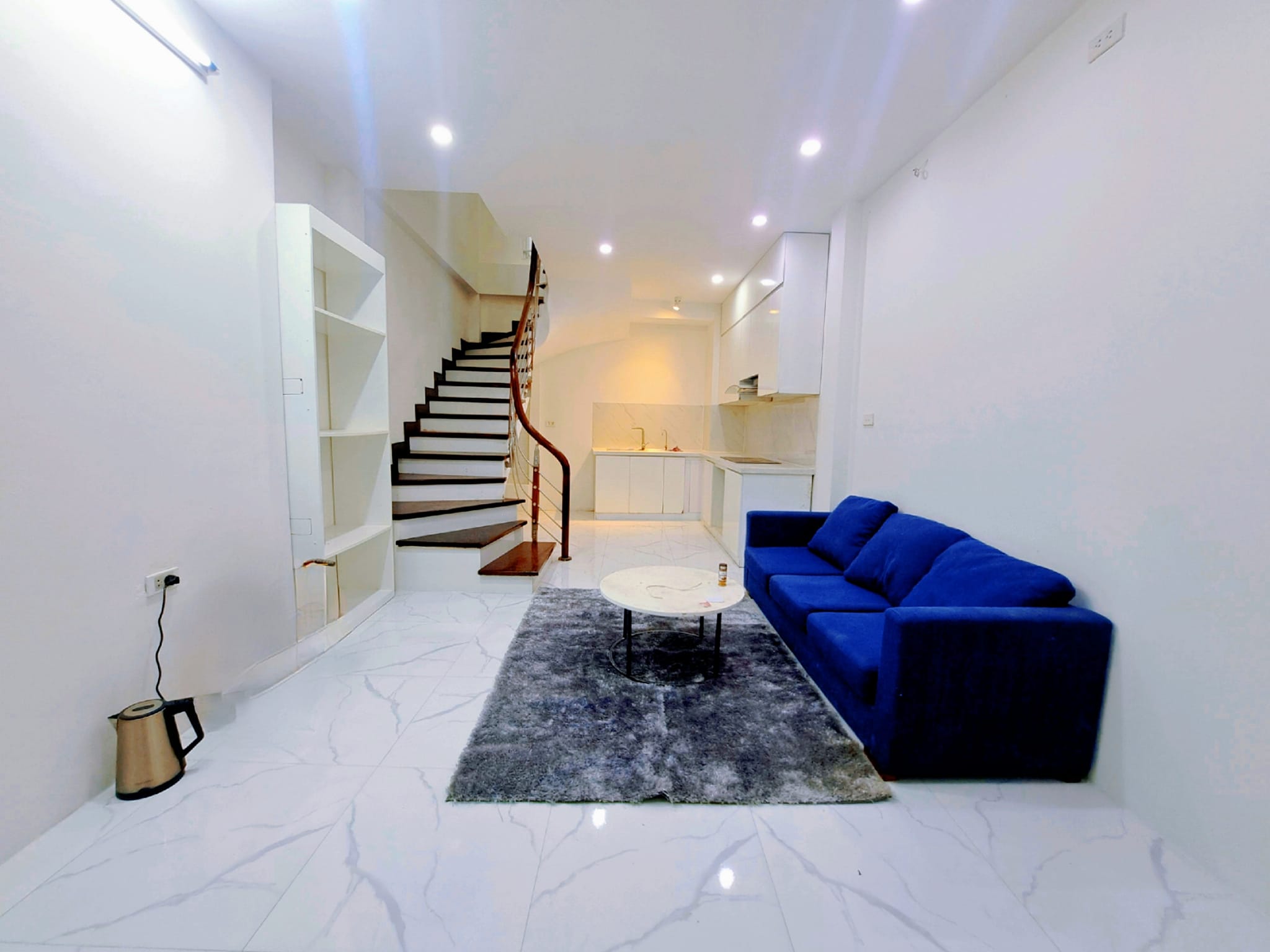 BÁN NHÀ HOÀNG HOA THÁM 3.85 TỶ 33M2 5T MT 3.8M- LÔ GÓC – 3 THOÁNG – GẦN PHỐ -NHÀ ĐẸP