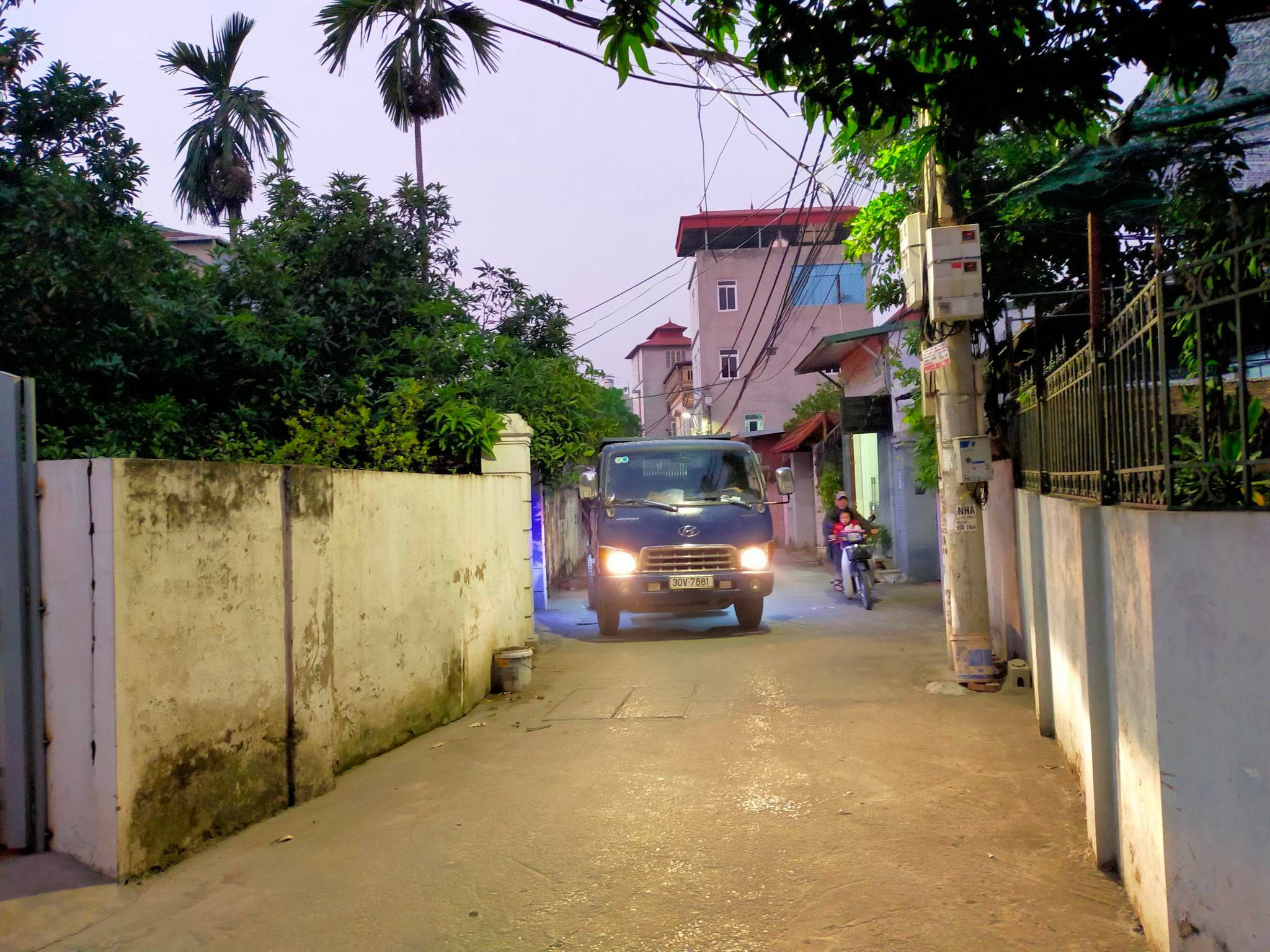 ĐẤT NỞ HẬU ĐẸP - NGÕ THÔNG - Ô TÔ 7 CHỖ VÀO NHÀ - AN SINH ĐỈNH