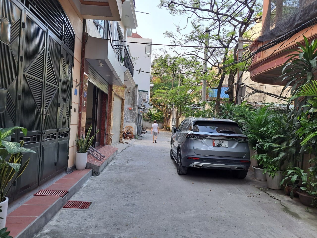 Cần bán gấp nhà Phân Lô Vĩnh Tuy. Đại Đồng, 65m2 x 2 tầng, Đường 6m, GIá: 6,7 tỷ