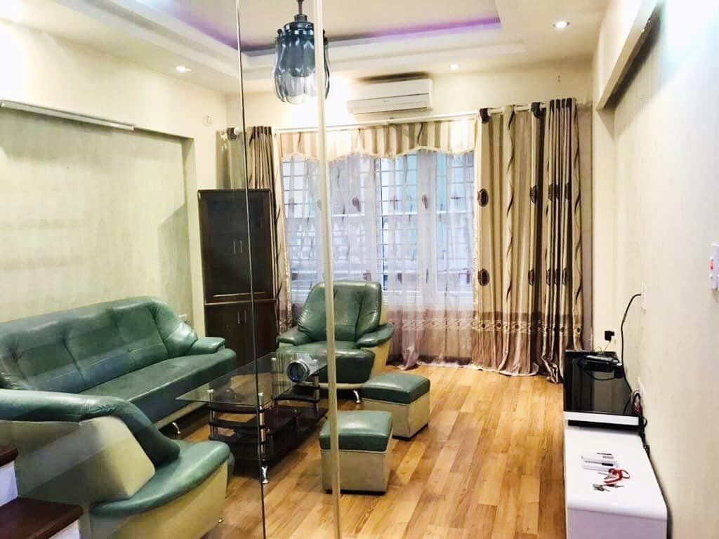 Bán nhà Ngõ 5 Hoàng Quốc Việt, Cầu Giấy, Lô Góc, Ô Tô, 46m x 4 tầng, giá 6.8 tỷ