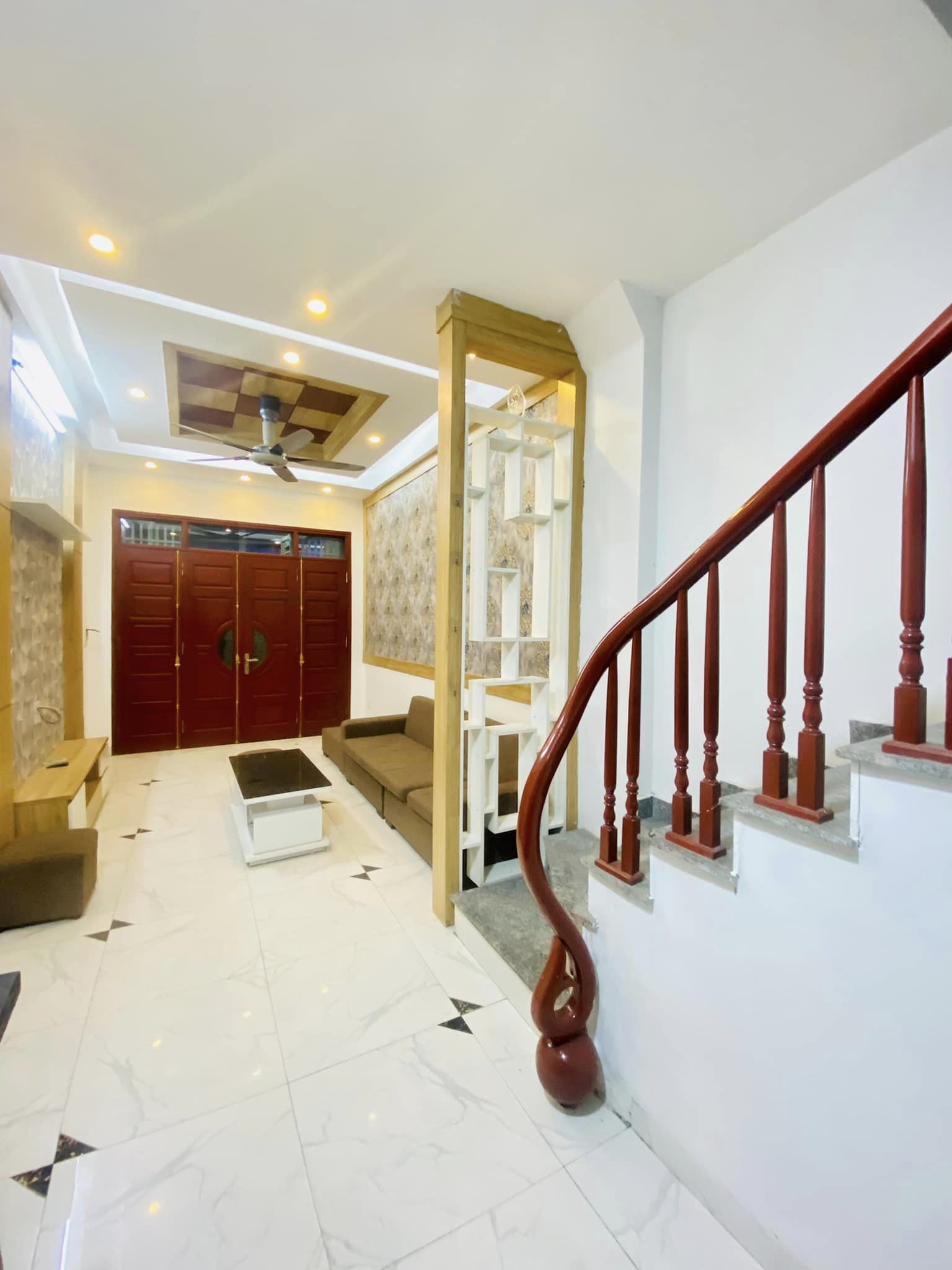 Thịnh Liệt, Bán Nhà 32m5T oto đỗ cửa giá nhỉnh 3 tỷ, quan tâm LH ngay 097x