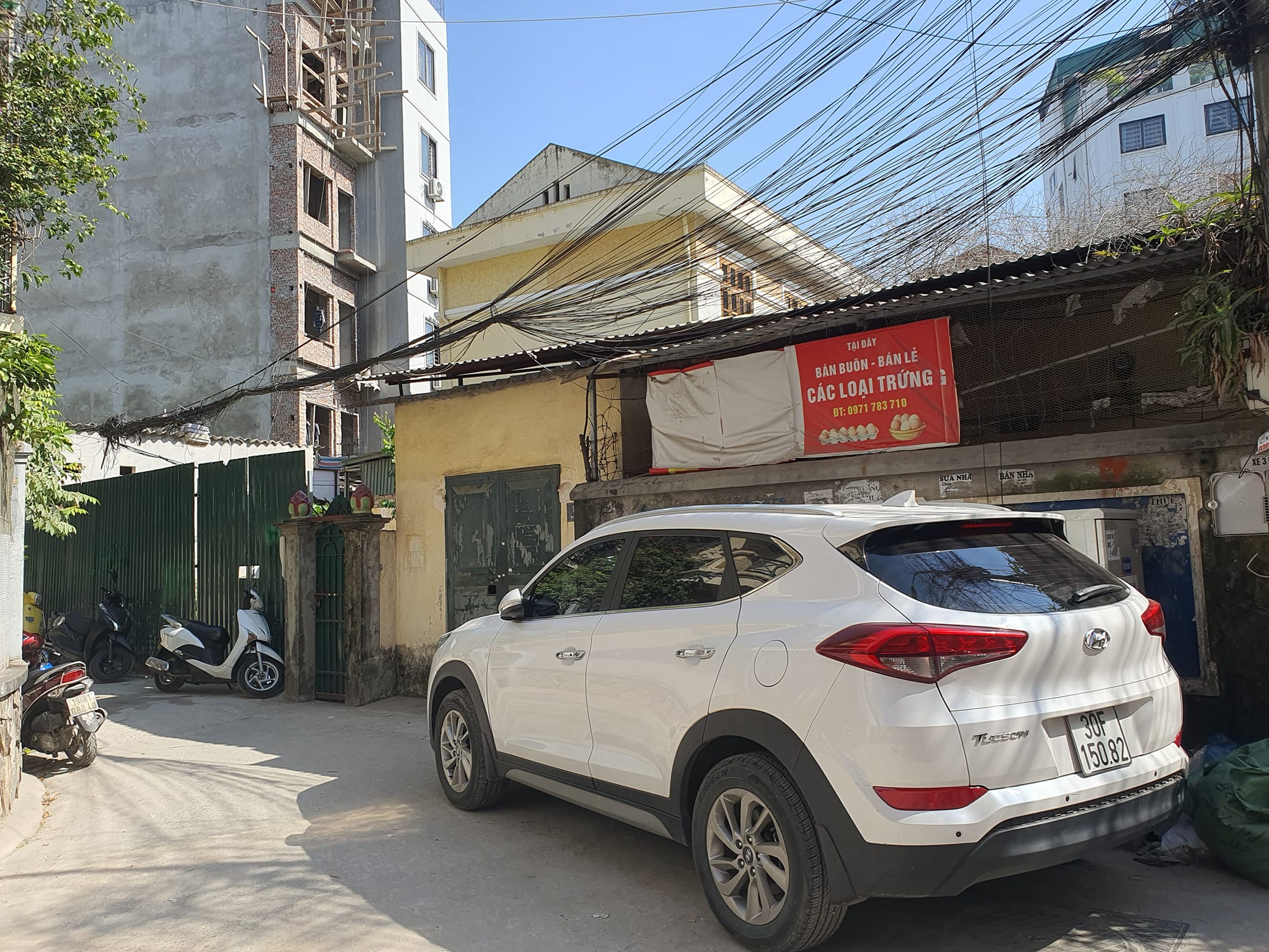 Cần Bán Gấp mảnh đất Nguyễn Khánh Toàn, Lô góc oto tránh, Giá rẻ, Không có mảnh thứ 2