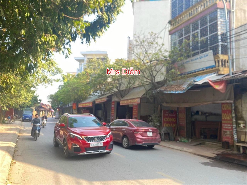 Nhỉnh 2 tỷ, chính chủ gửi bán 40m nhà 3 tầng ngay tại Vân Hà, Đông Anh, Hà Nội.