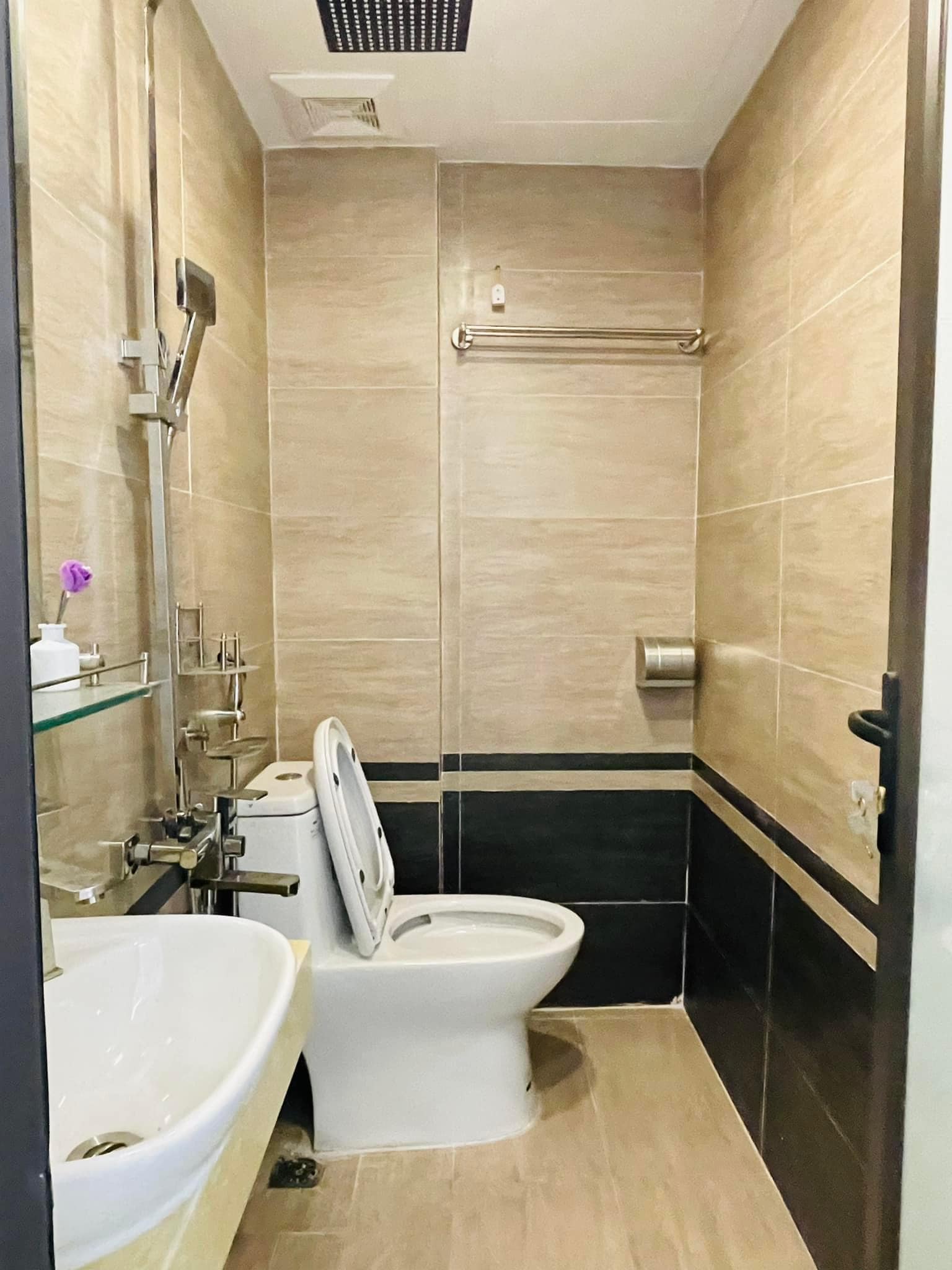 42m2