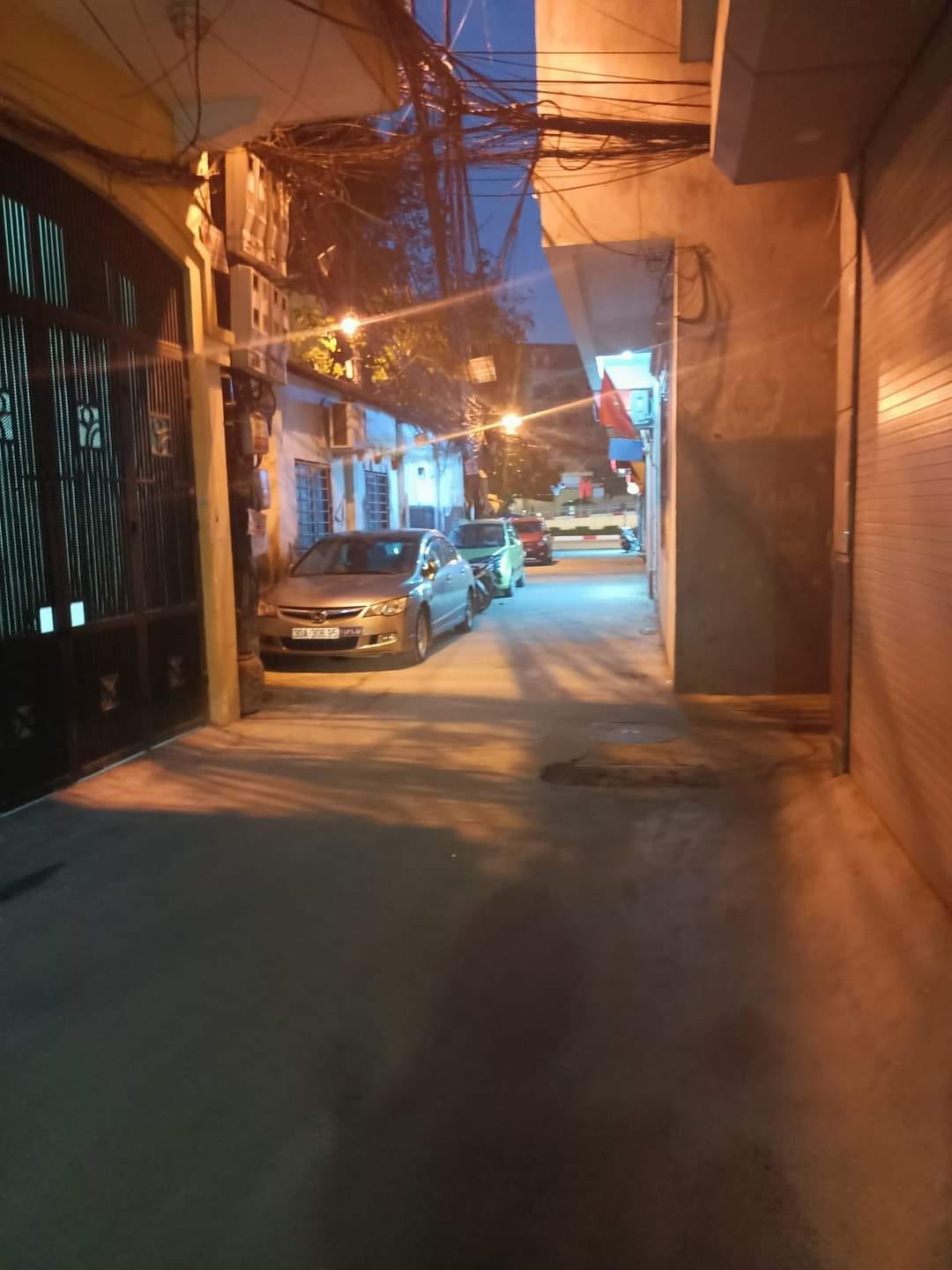 BÁN NHÀ QUẬN ĐỐNG ĐA, ĐƯỜNG NGUYỄN TRÍ THANH, Ô TÔ VÀO NHÀ, TIỆN ÍCH VÔ BIÊN, 60M2, 12.5 TỶ...