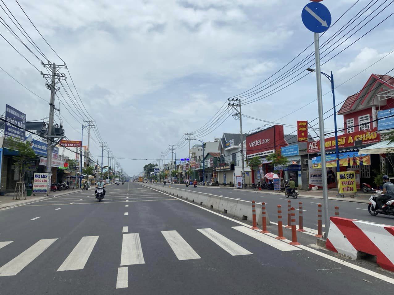 NHÀ MT 4.5x20-Đ.ĐẶNG THÚC VỊNH-HM-CHỈ HƠN 5TỶ