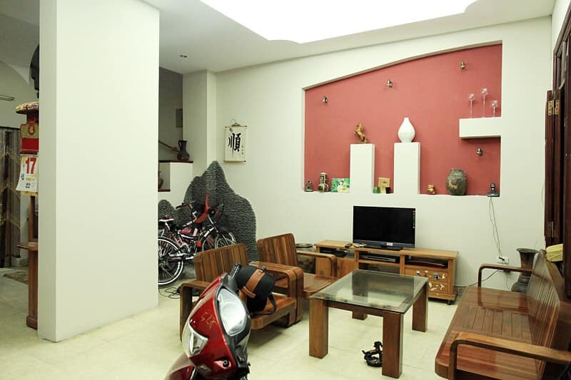 Bán nhà Nguyễn Chí Thanh, 55m2 x 4 tầng, ô tô, kinh doanh, gần phố, ở VIP, giá 12.5 tỷ