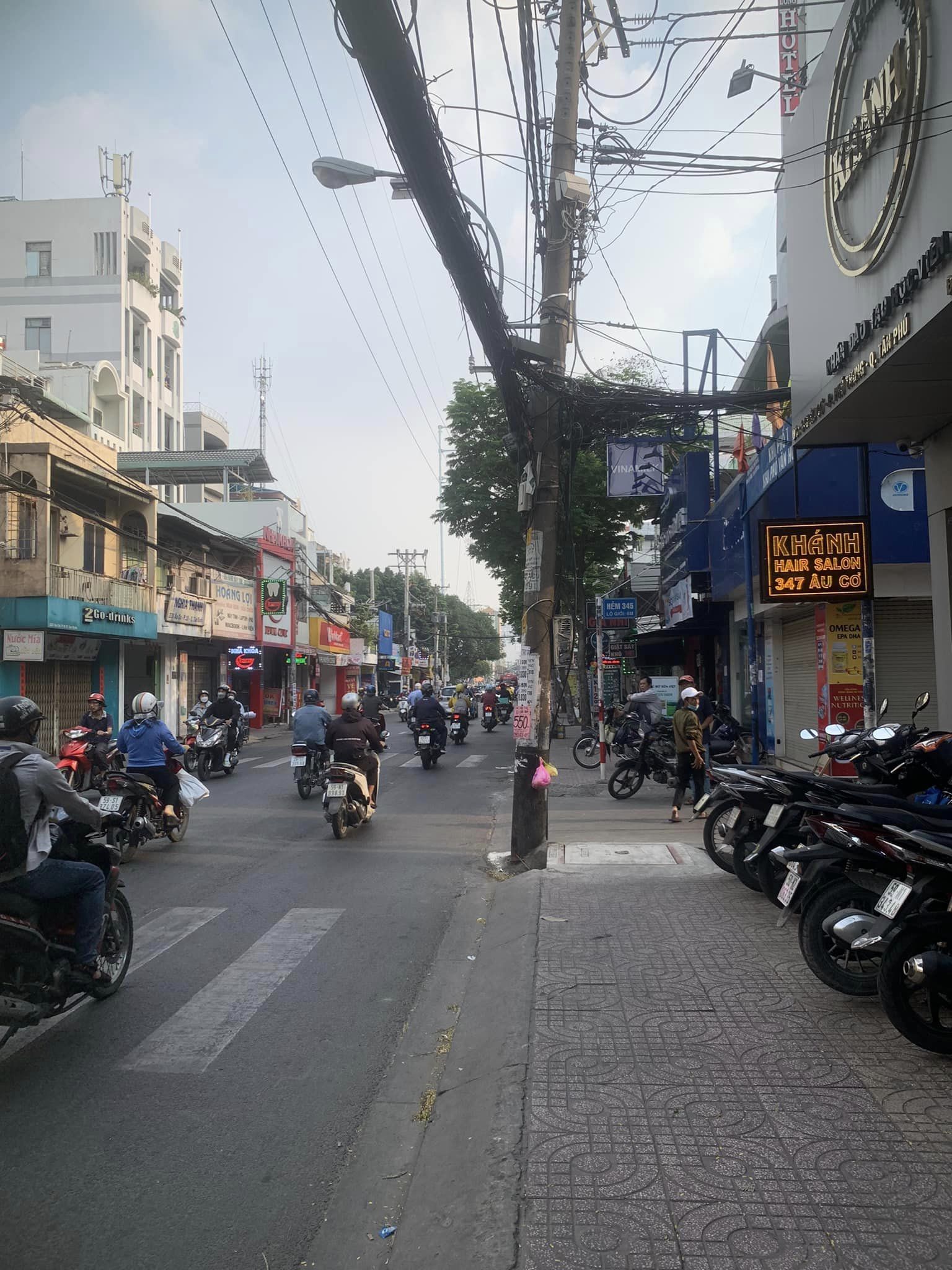 CHỦ CẦN BÁN GẤP NHÀ MẶT TIỀN ÂU CƠ KD SẦM UẤT Q,TÂN PHÚ, NGANG 4X20, NHỈNH 17 TỶ