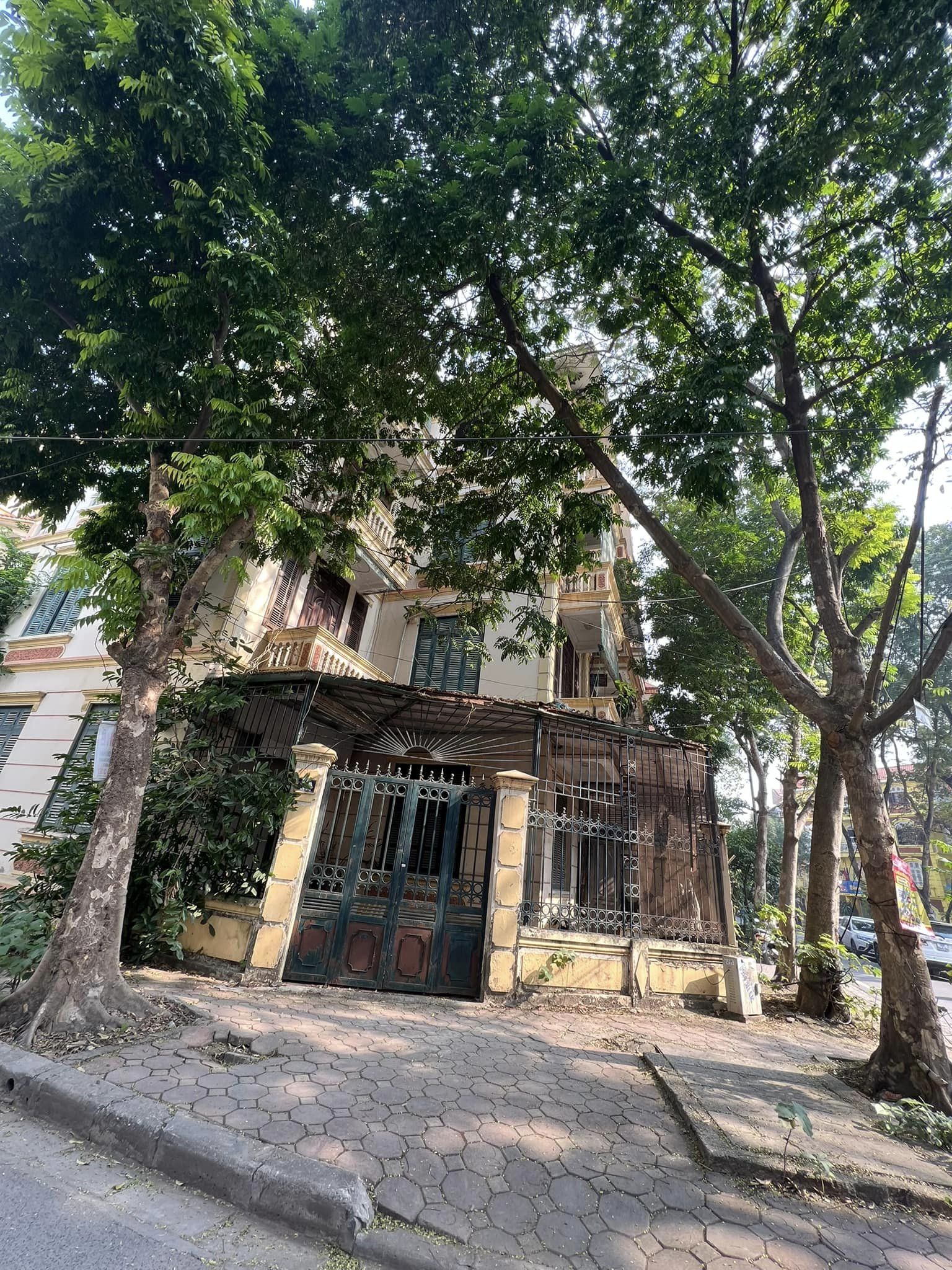 LÔ GÓC, 3 MẶT TIỀN Ô TÔ TRÁNH, 100M2X5T, VỈA HÈ KINH DOANH, PHÂN LÔ, GIÁ 15 TỶ