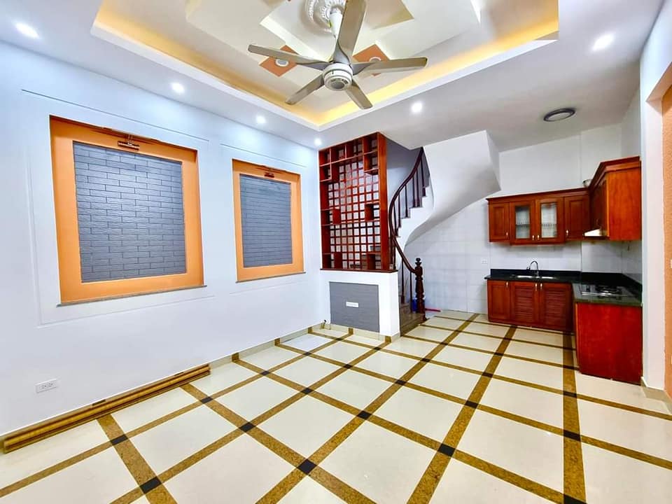 BÁN NHÀ NGÕ 52 GIANG VĂN MINH, BA ĐÌNH DIỆN TÍCH 50M MẶT TIỀN 4,4M, 5 TẦNG. GIÁ CHỈ 6 TỶ