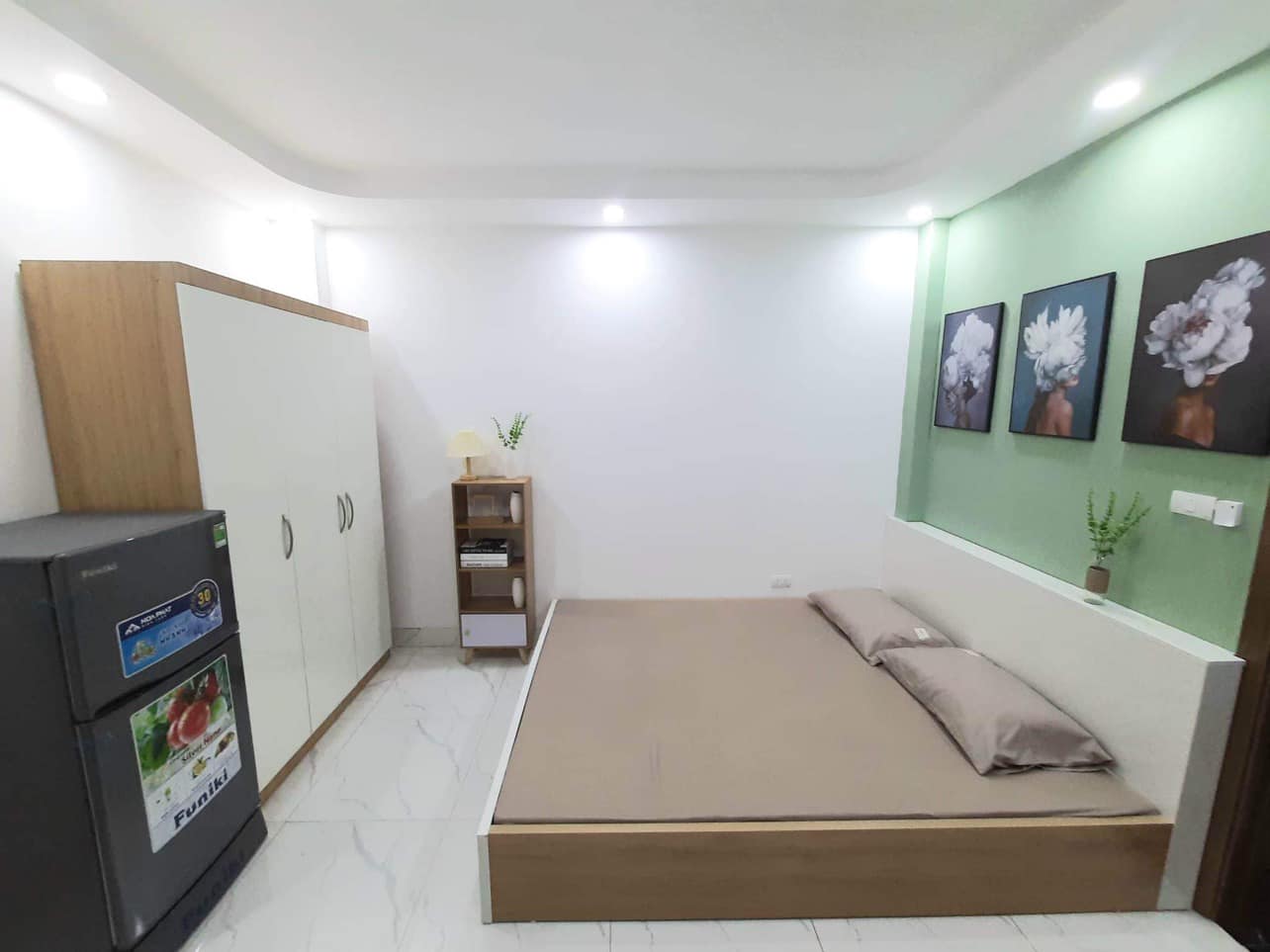 Bán nhà Trần Khát Chân 65m giá 100tr/m