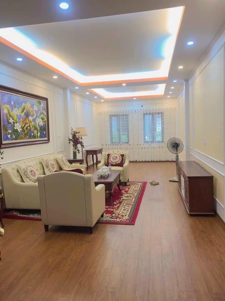 BÁN NHÀ MẶT NGÕ 111 YÊN LÃNG, DIỆN TÍCH 120M MẶT TIỀN 5,2M, 5 TẦNG. GIÁ CHỈ 20 TỶ