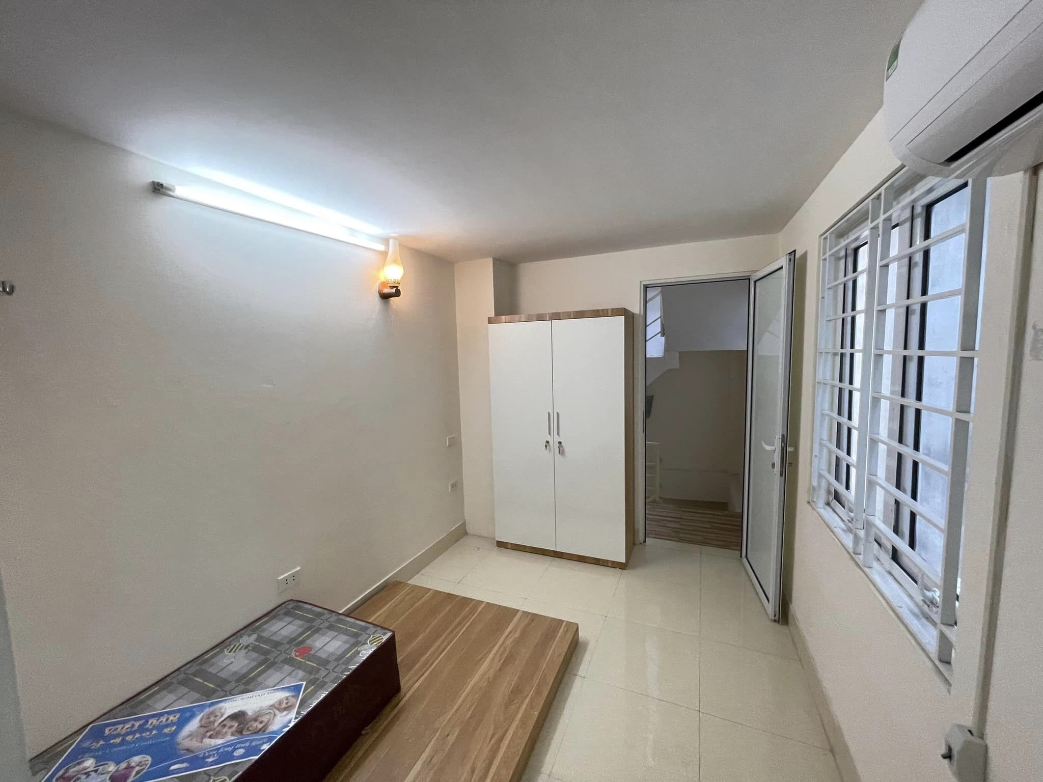 BÁN NHÀ NGÕ 3B ĐẶNG THÁI THÂN, QUẬN HOÀN KIẾM, DIỆN TÍCH 56M, MẶT TIỀN 4M, 5 TẦNG. GIÁ 14 TỶ