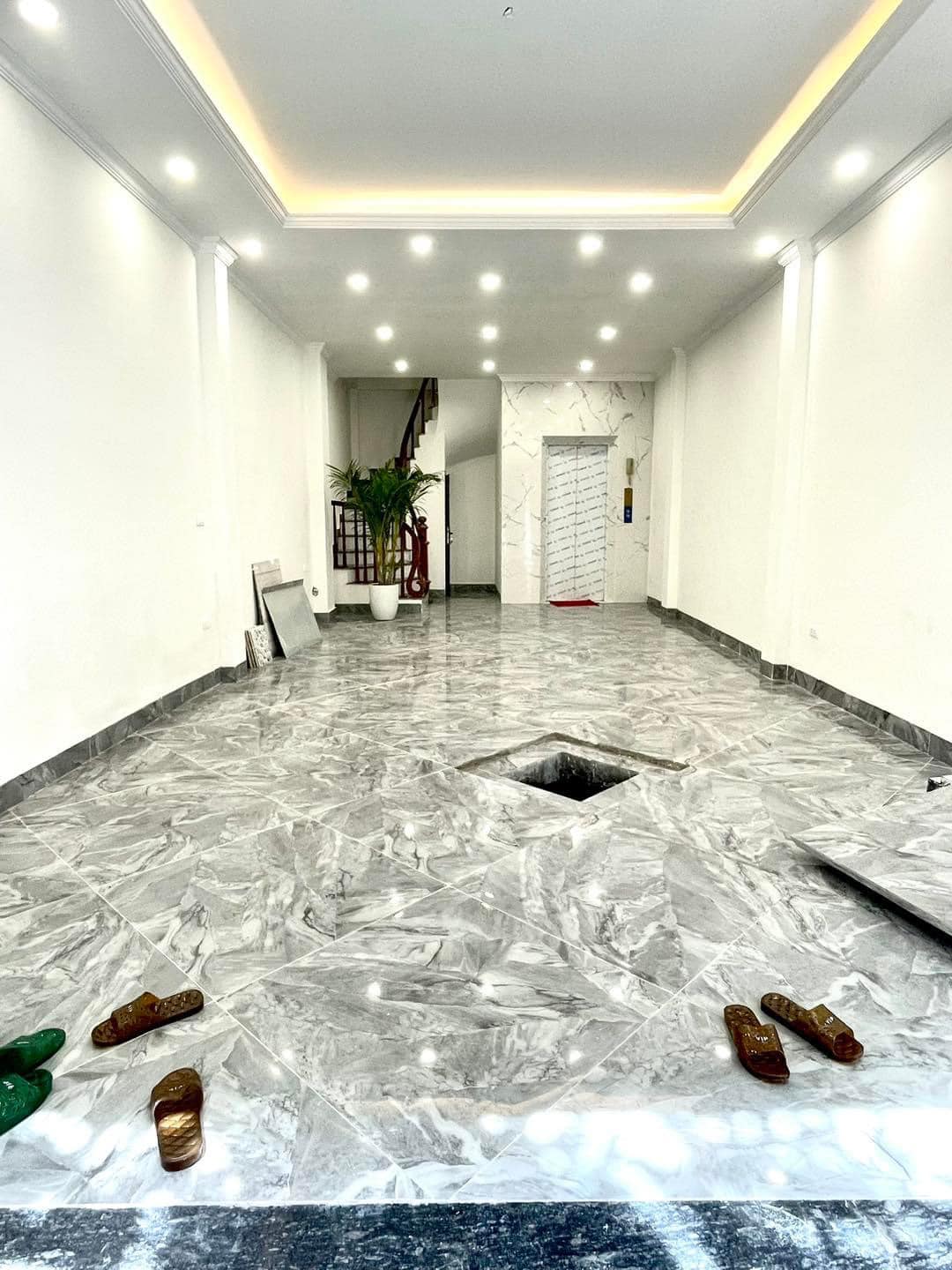 BÁN NHÀ NGÕ 45 HÀNG BÚN, BA ĐÌNH DIỆN TÍCH 67M MẶT TIỀN 4,5M, 5 TẦNG. GIÁ CHỈ 6,8 TỶ
