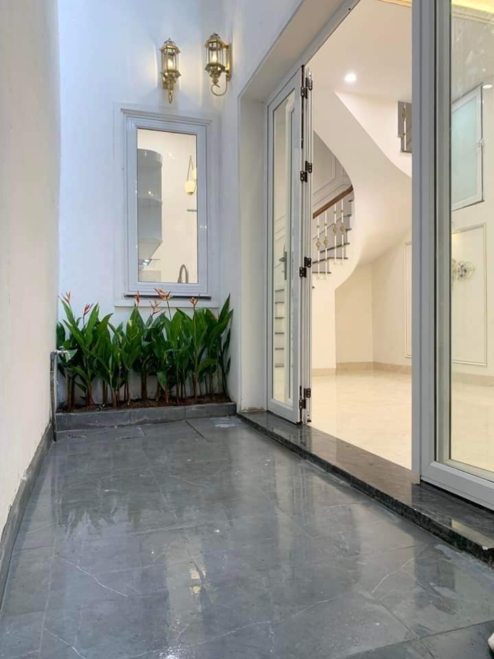 CHÍNH CHỦ BÁN NHÀ 4 TẦNG MẶT PHỐ BẠCH ĐẰNG, HÀNG XÓM PHỐ CỔ, DT 38M2, GIÁ 3,98 TỶ