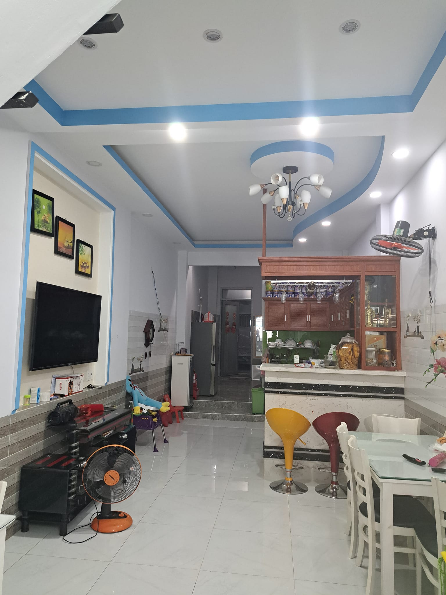 Bán Nhà Mặt Tiền Kinh Doanh Phường Tân Quy - 76m2 - Giá Chỉ 14,Xx Tỷ - Trung Tâm Quận 7 - Kề Nguyễn Thị Thập.