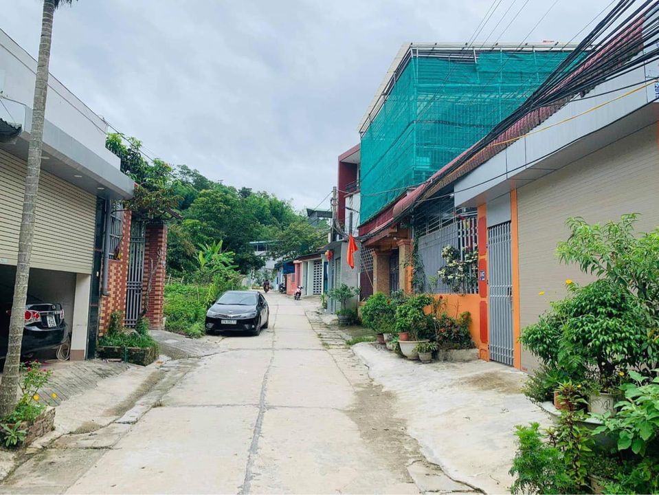 Cần bán nhà ở tổ 6 Tân Thanh, thành phố Điện Biên Phủ