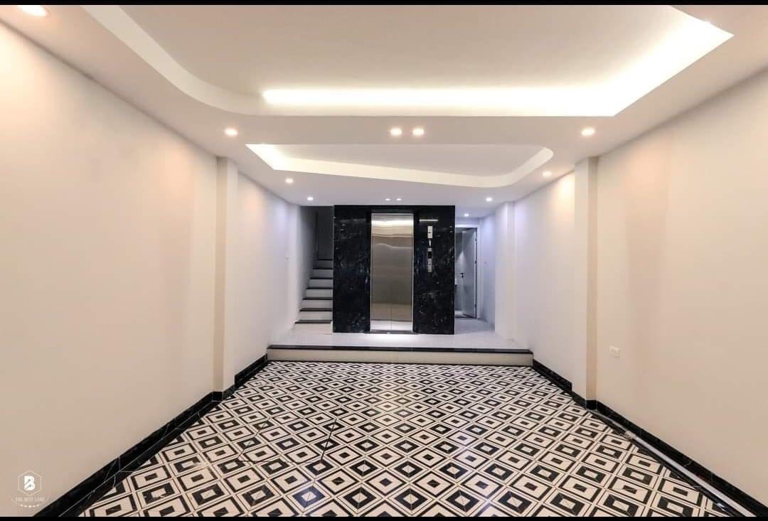 CỰC HIẾM QUẬN THANH XUÂN, Ô TÔ, THANG MÁY VÀO Ở LUÔN, HƠN 6 TẦNG, 48M2x MT5M, HƠN 11 TỶ