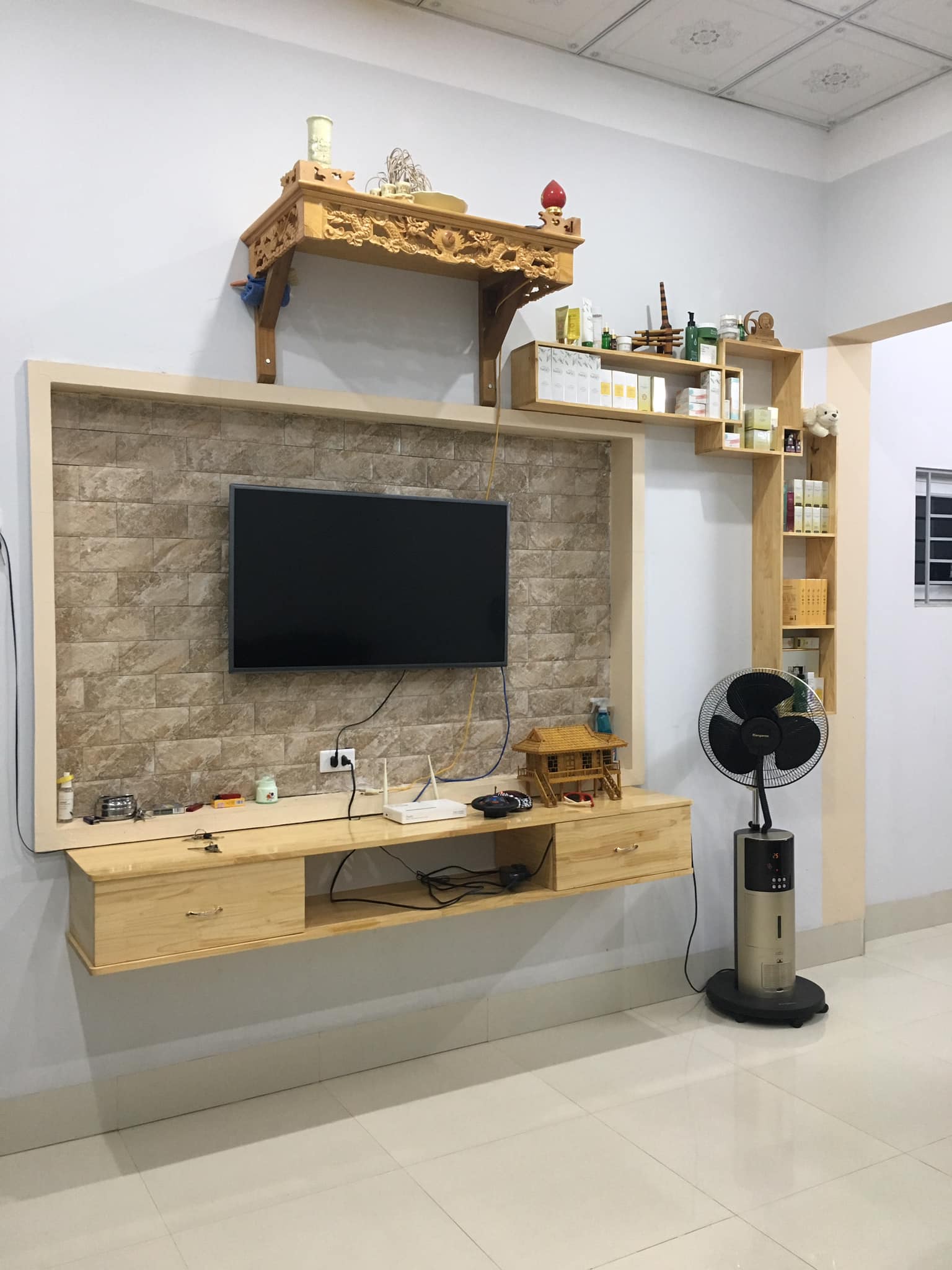 Cần bán nhà cấp 4 ở bản Hồng Líu, phường Noong Bua.