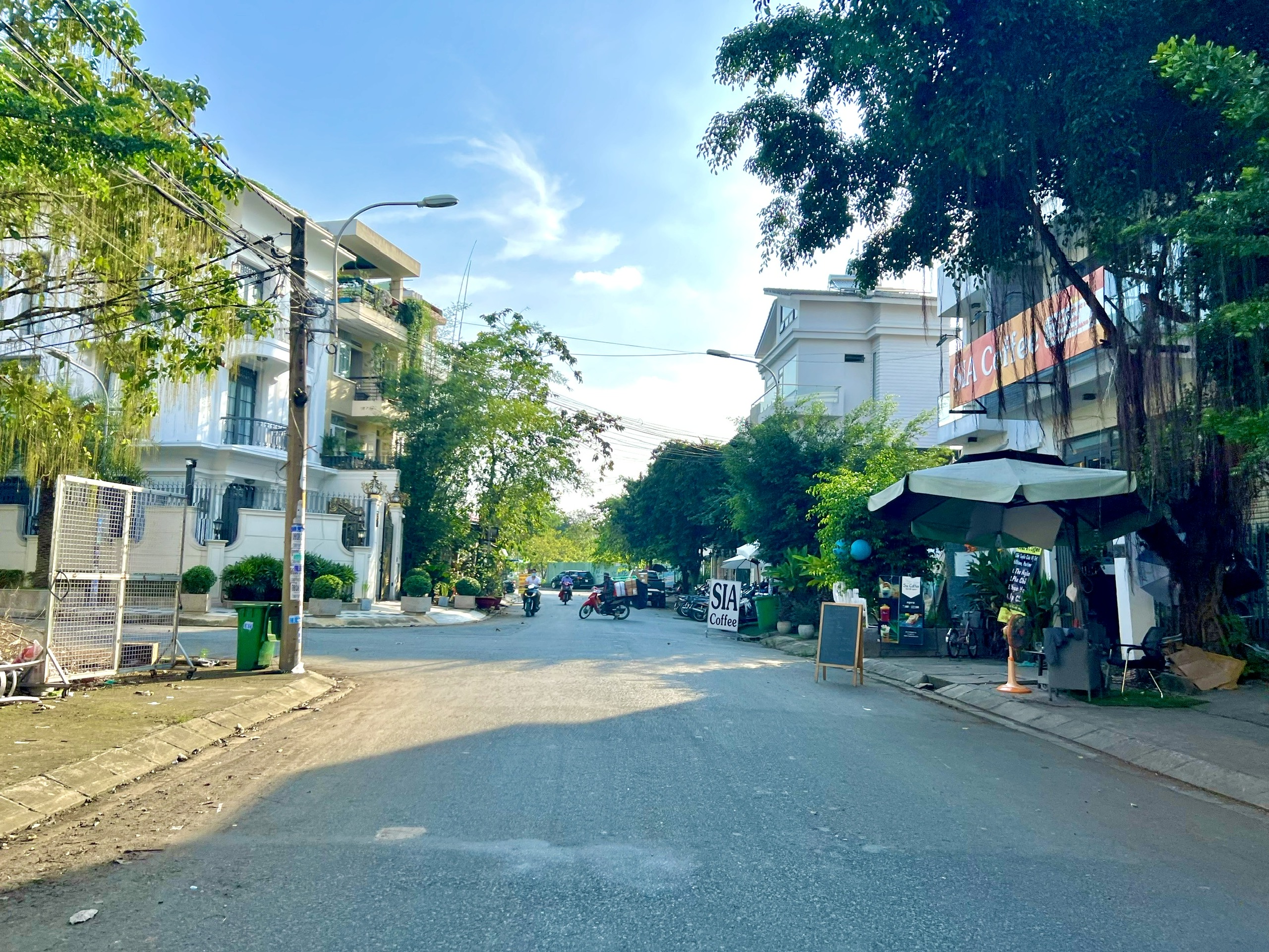 Bán đất MT Út Trà Ôn, KDC Gia Hoà, 80m2, sổ hồng riêng, xây tự do, sang tên trong ngày, Giá 2.6 tỷ