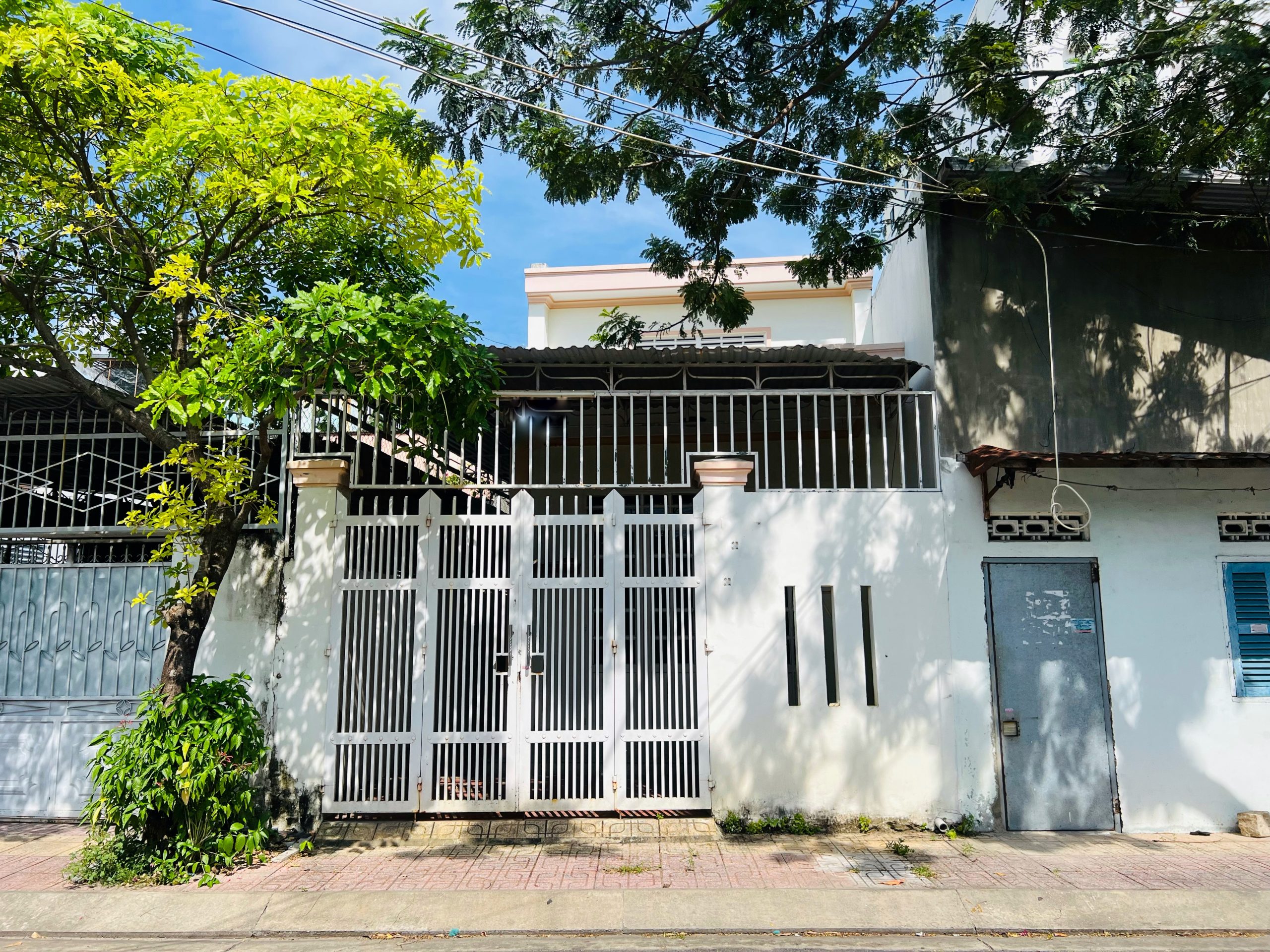 Giá sập sàn, nhà đất mặt tiền đường nhựa 10m chỉ 45tr/m2, gần Điện Biên Phủ, cách biển 800m