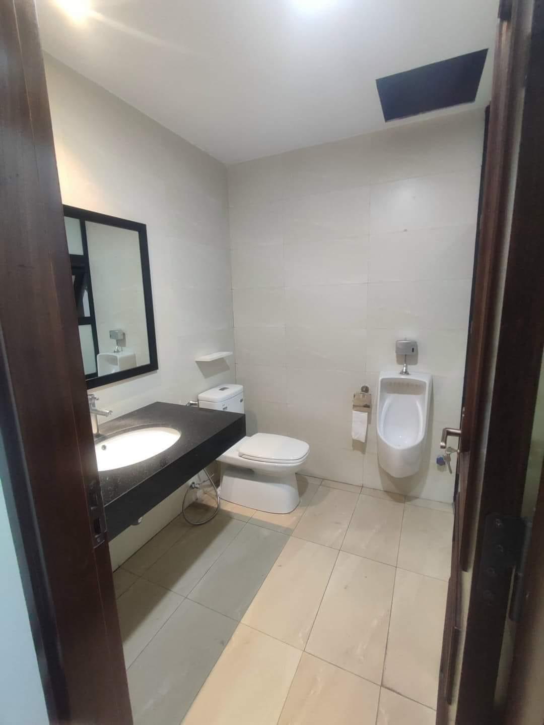 MẶT PHỐ VÍP HỒ HOÀNG CẦU - VÕ VĂN DŨNG 79M x 8 TẦNG - THANG MÁY - HIẾM NHÀ BÁN.