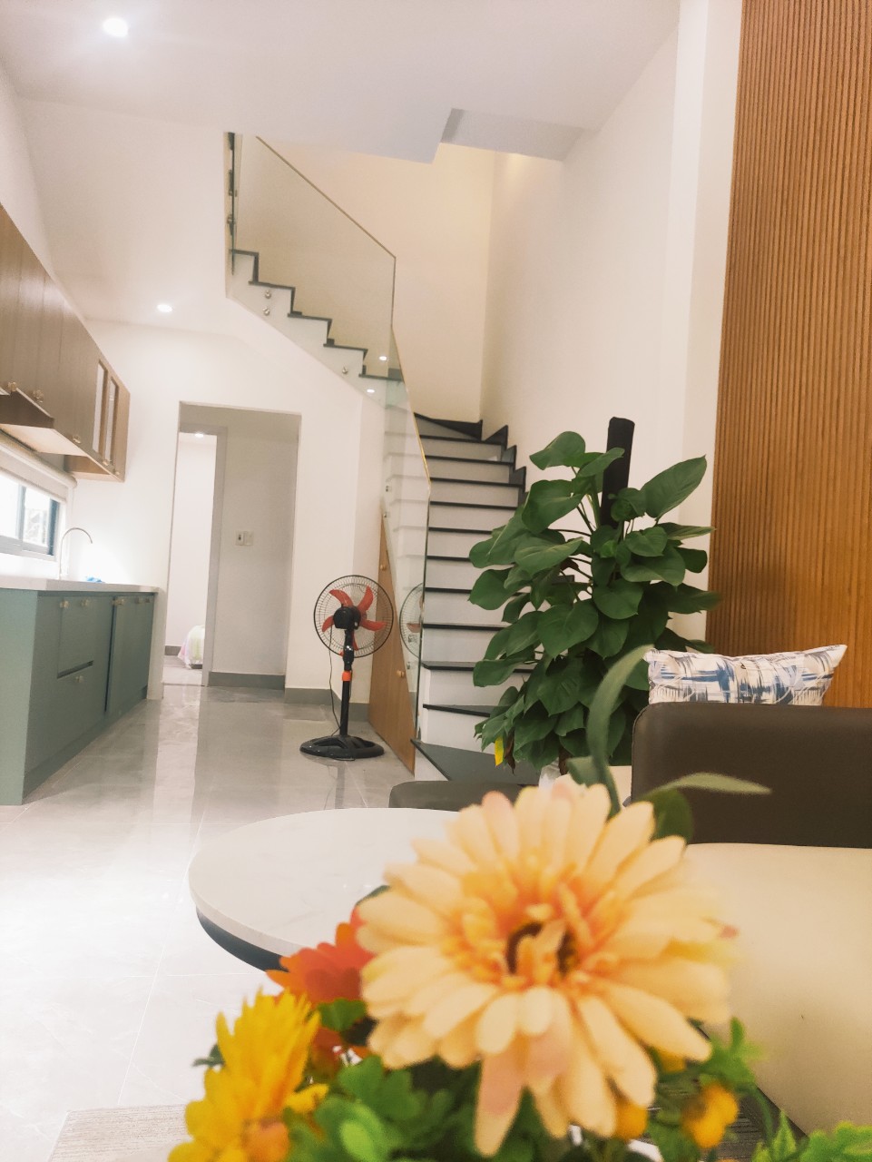 Bán nhà 3 mặt tiên mới kín kon như hình chưa đến 3 tỷ