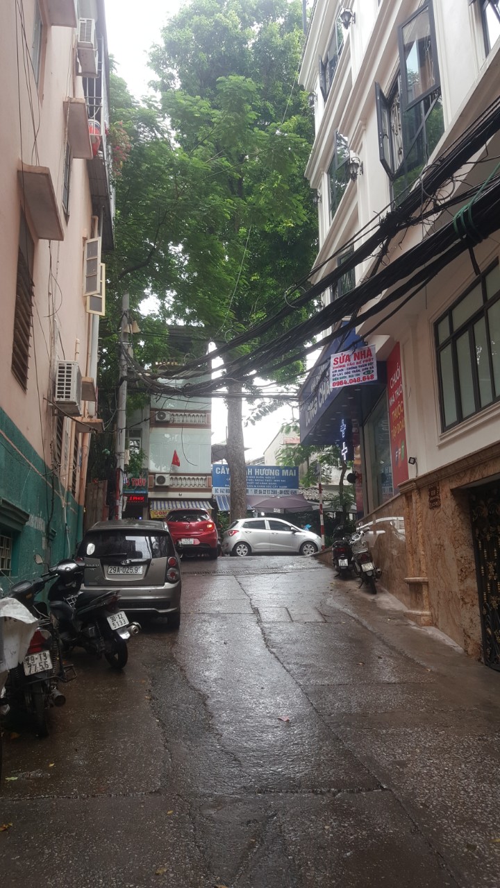 BÁN NHÀ HOÀNG HOA THÁM KINH DOANH, Ô TÔ TRÁNH CHỈ 1 NHÀ RA MẶT PHỐ - GIÁ NHỈNH 11 TỶ