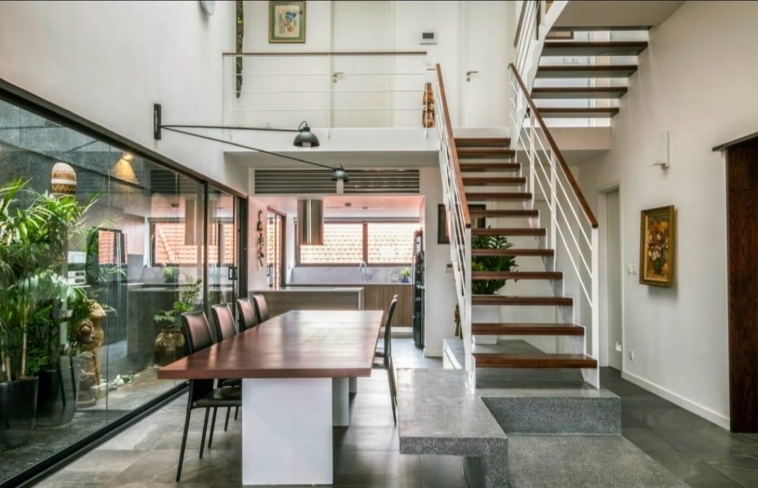 BÁN NHÀ NGÕ 32 TÔ NGỌC VÂN - QUẬN TÂY HỒ - DIỆN TÍCH 120M2.