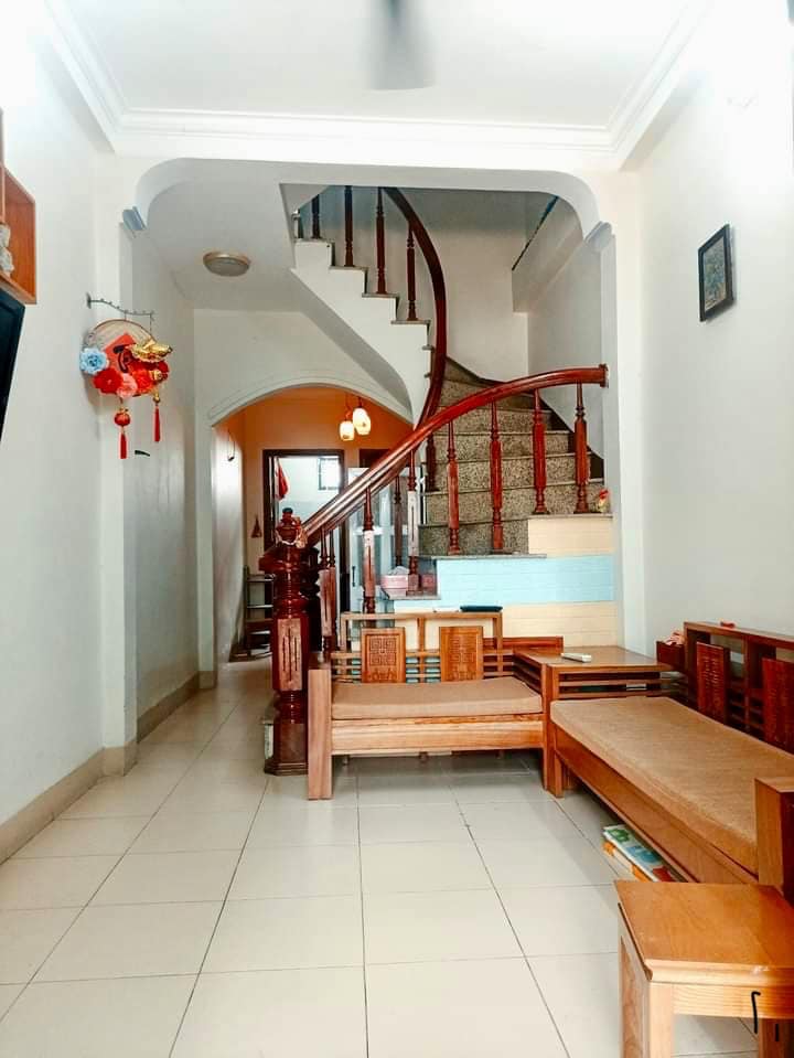 BÁN NHÀ KHƯƠNG TRUNG 35M 4 TẦNG GIÁ 3.1 TỶ - NGÕ NÔNG - NHÀ ĐẸP Ở LUÔN - BÁ GÁC ĐỖ CỬA