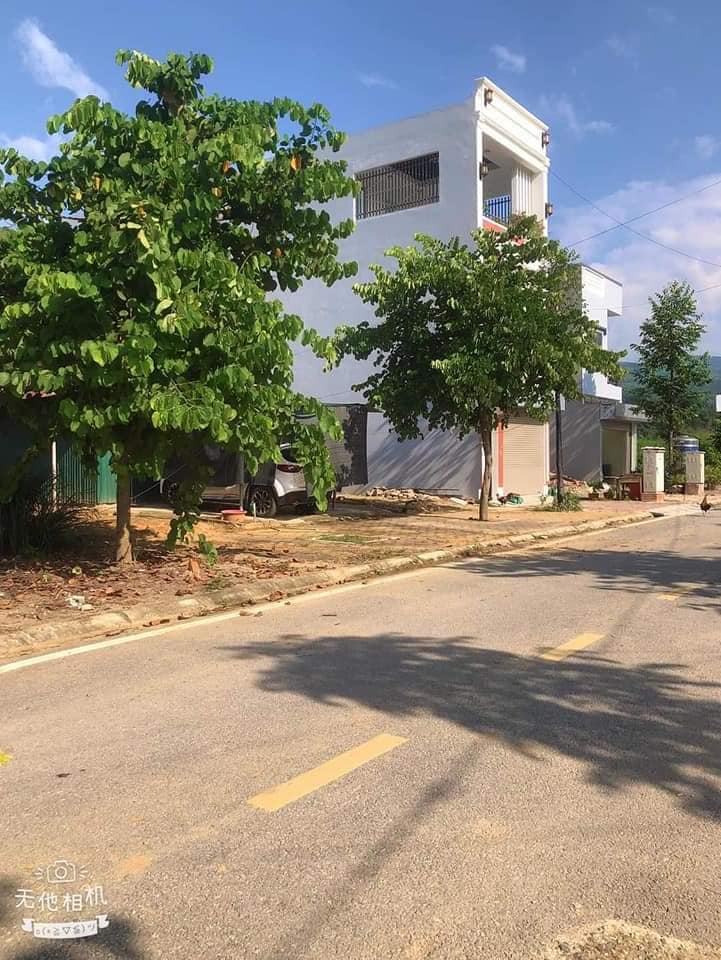 Bán nhà 2 tầng khu đường 60m, TP. Điện Biên Phủ