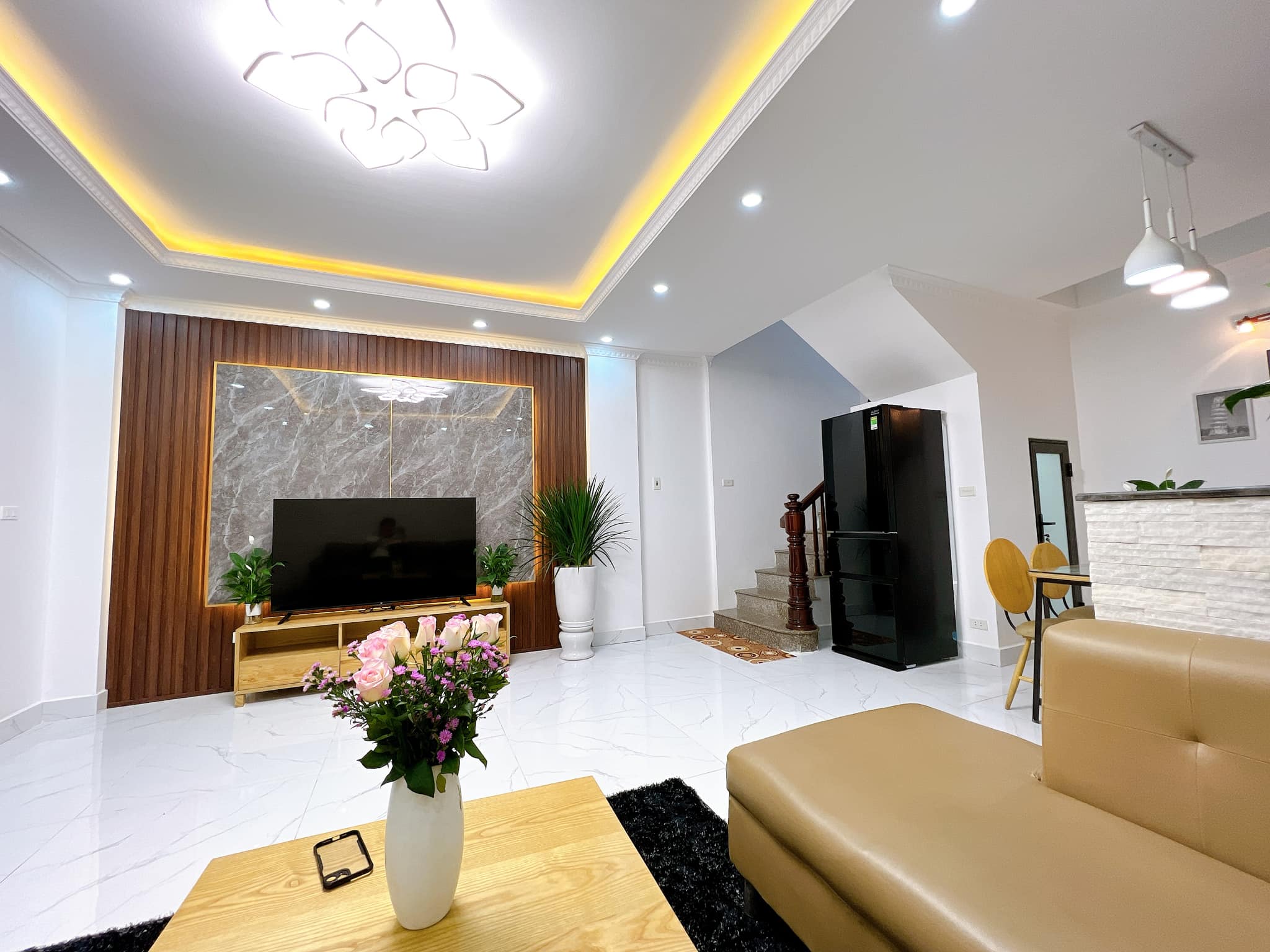 NHÀ ĐẸP ĐÓN TẾT - KHƯƠNG TRUNG 43M GIÁ 3.2 TỶ - BA GÁC ĐỖ CỬA